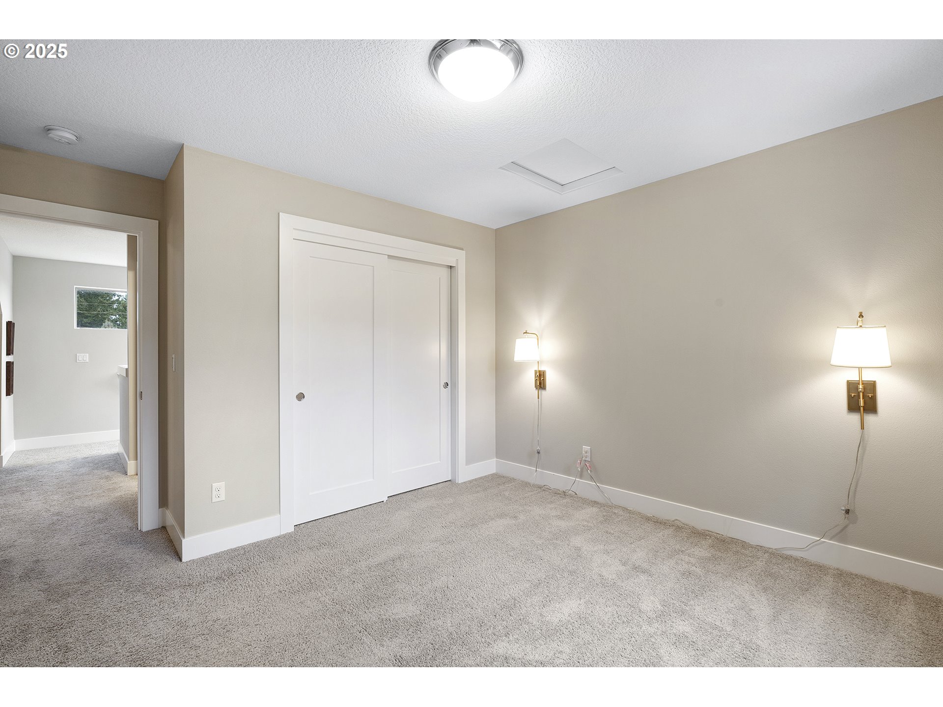 7556 SW STEINBACH TER