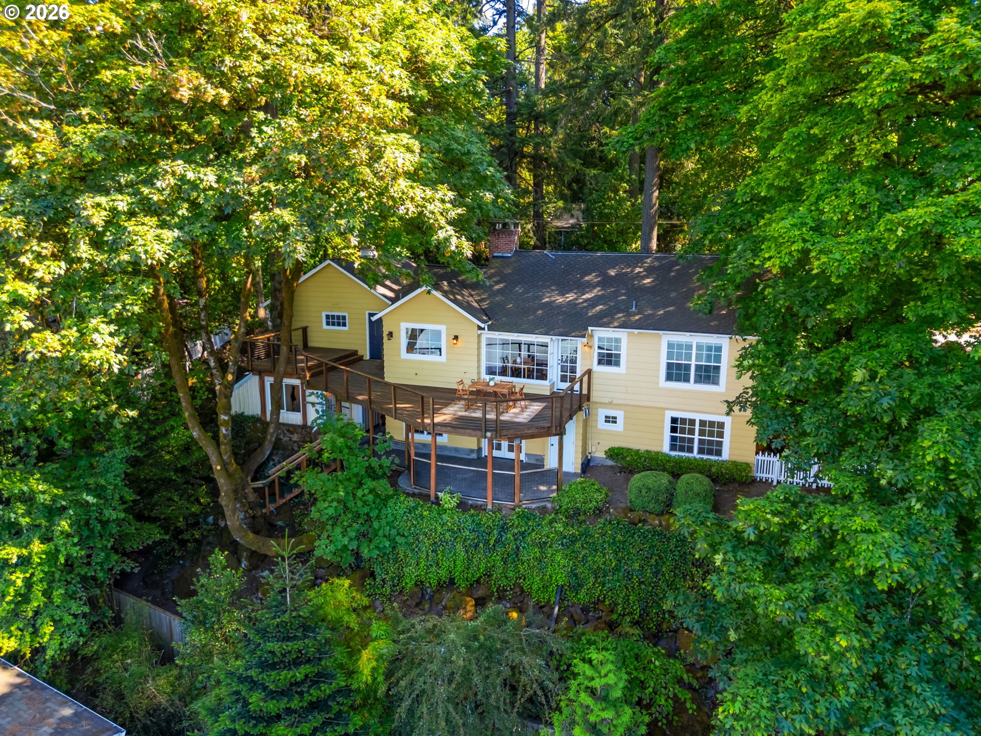 577 MIDDLECREST RD
