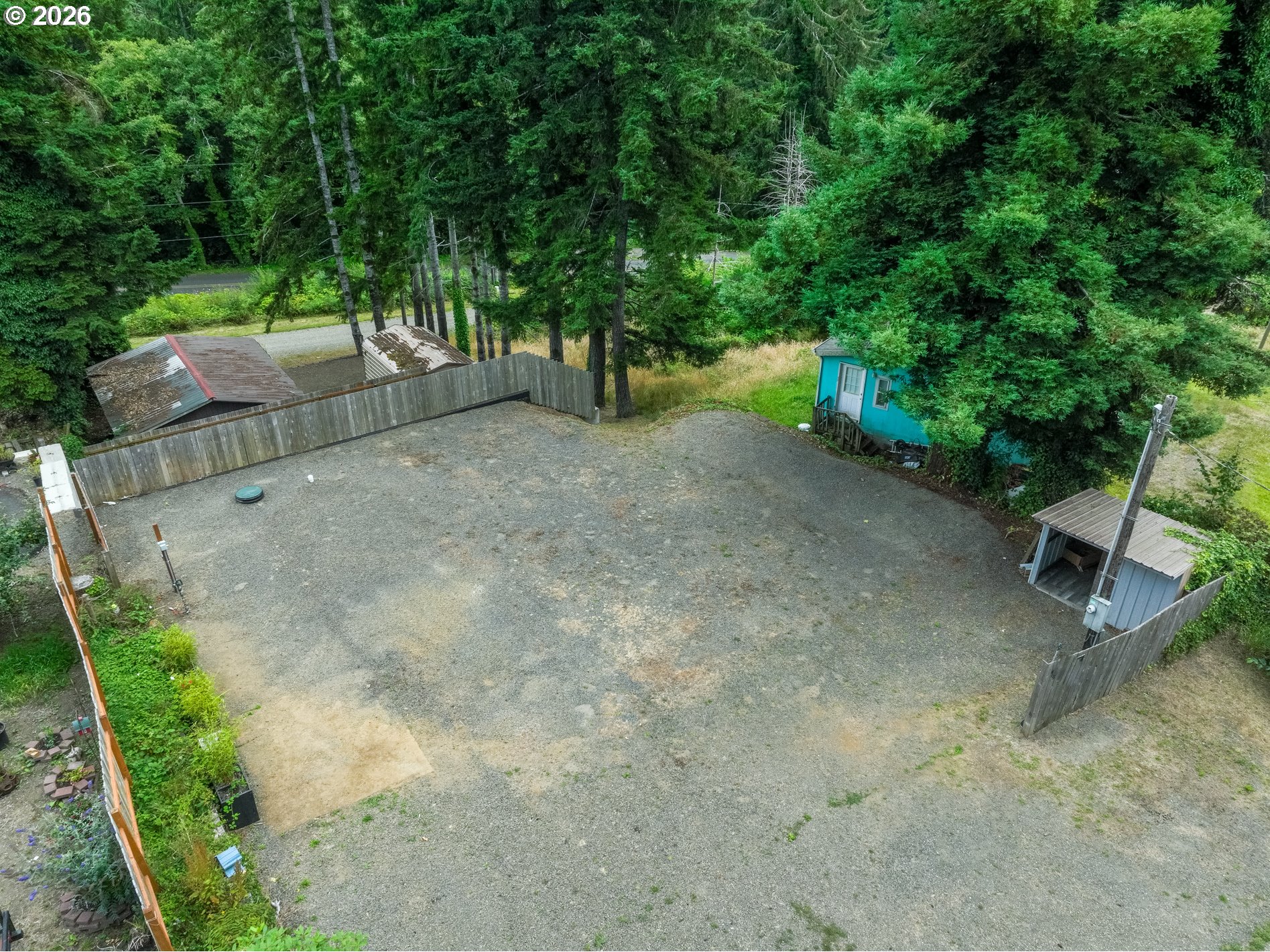 469 N FAWN DR