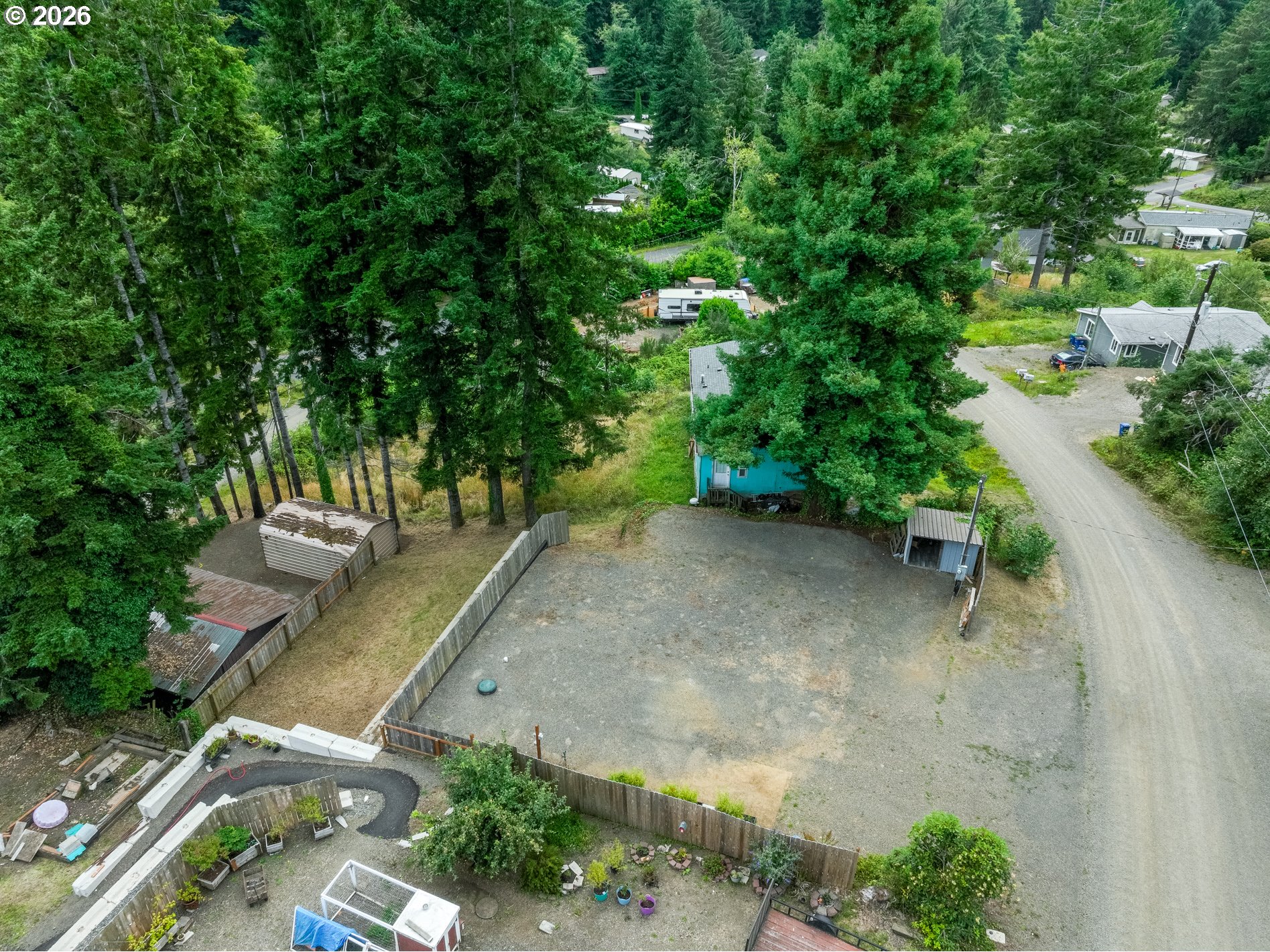 469 N FAWN DR