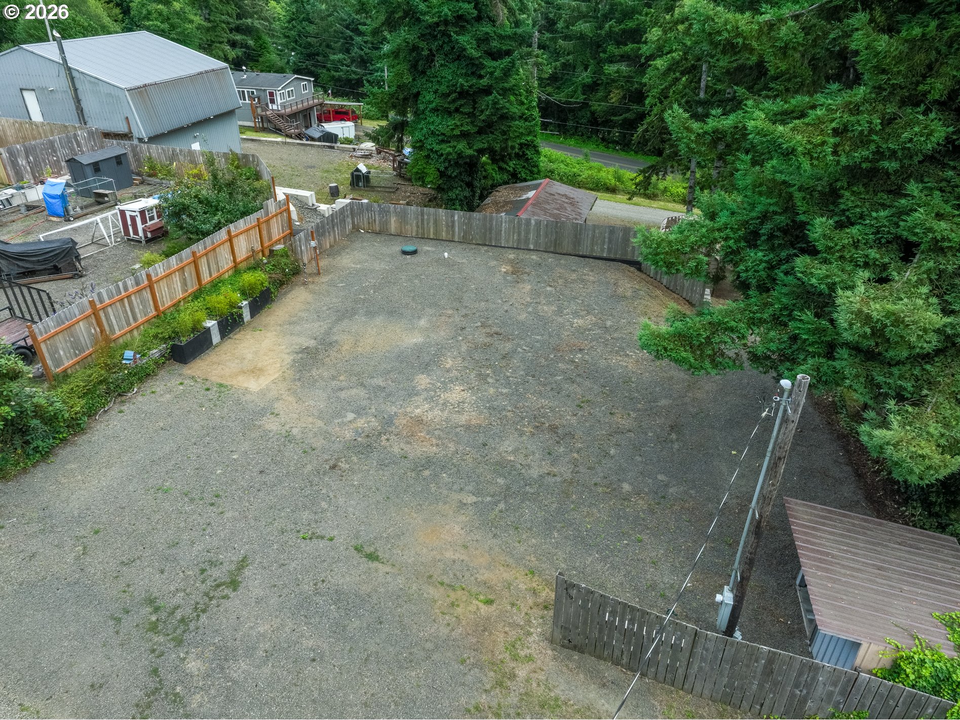 469 N FAWN DR