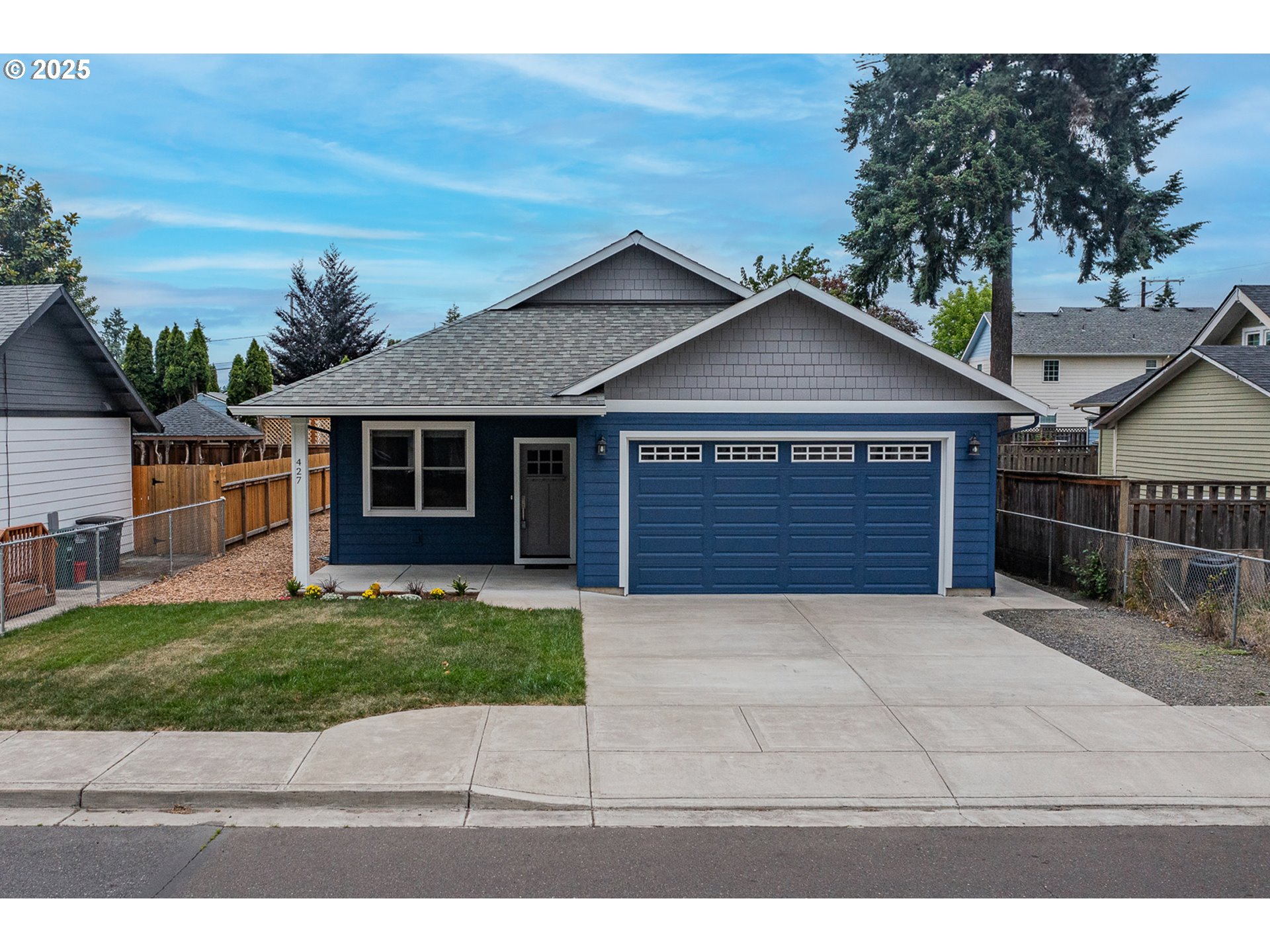 427 NW GARIBALDI ST