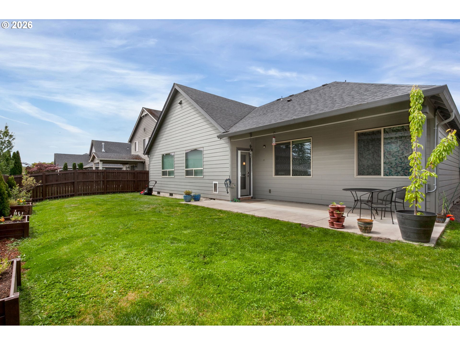 874 N 47TH AVE