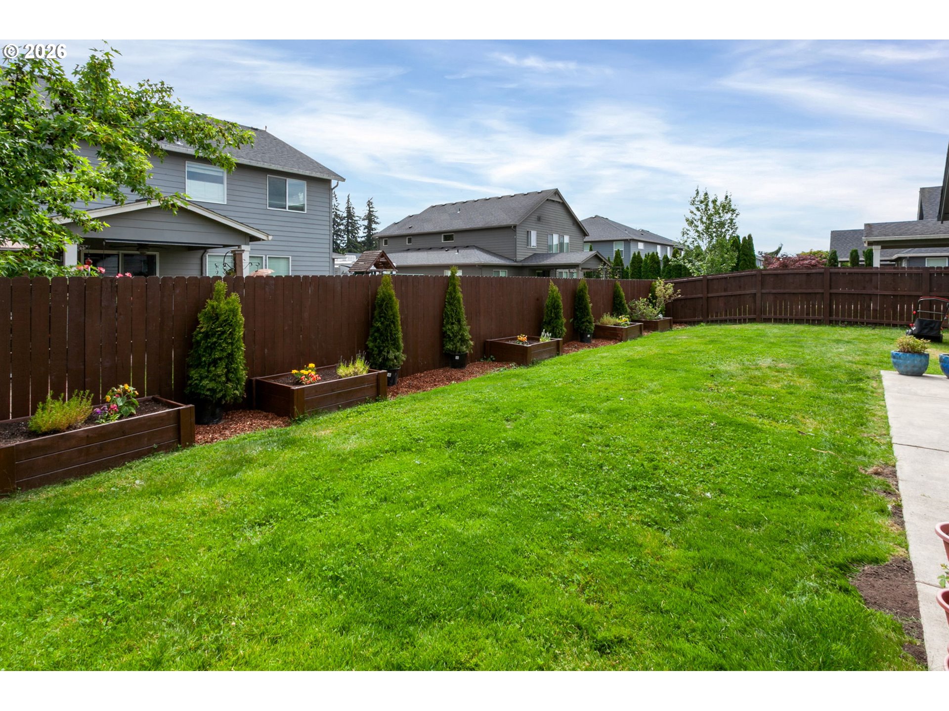 874 N 47TH AVE