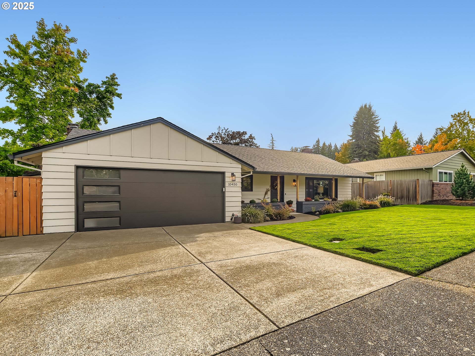 10450 SW EVERGREEN AVE