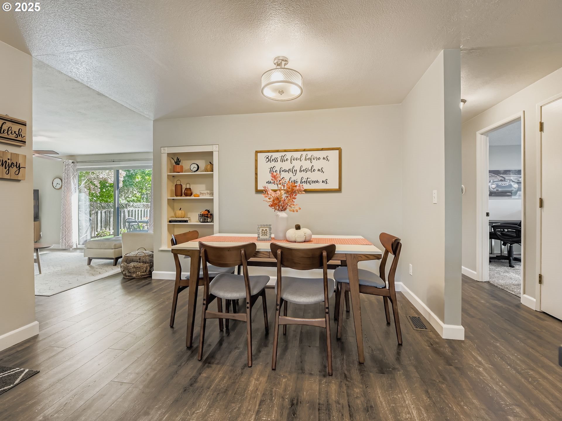 10450 SW EVERGREEN AVE