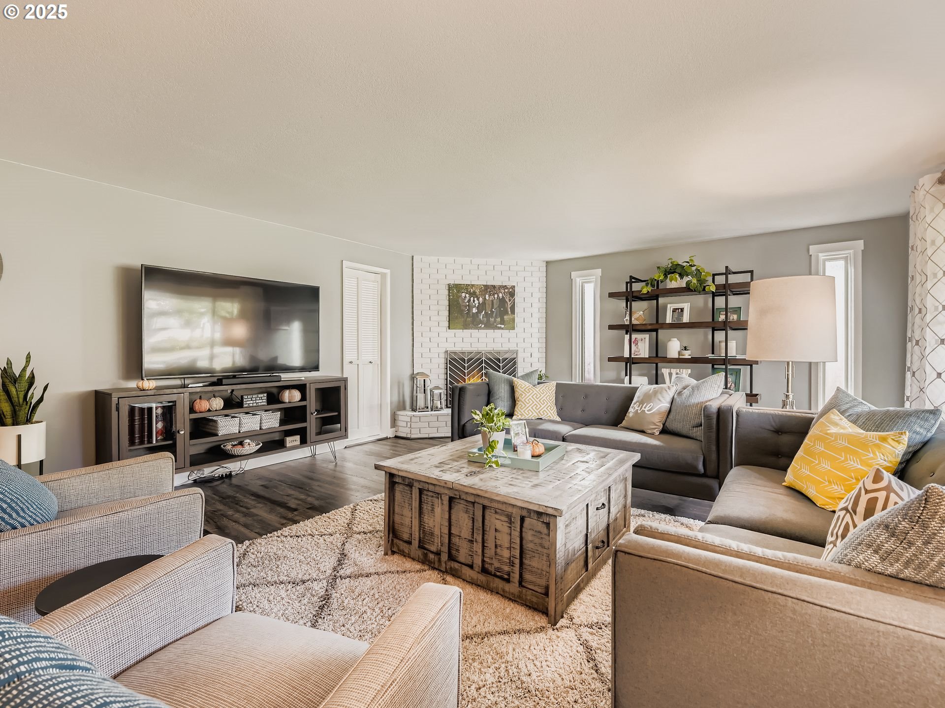 10450 SW EVERGREEN AVE