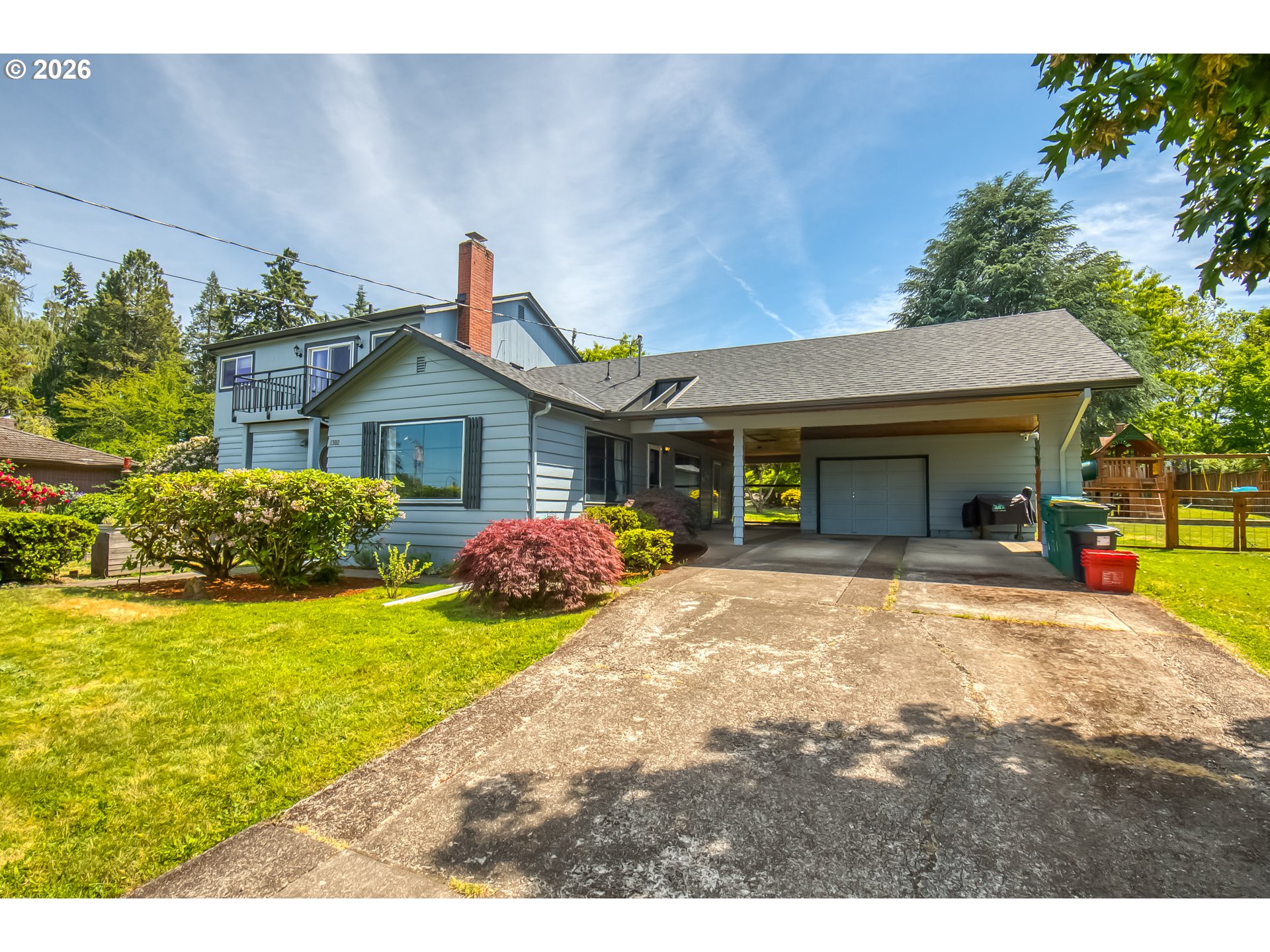 1302 ROSEARDEN DR