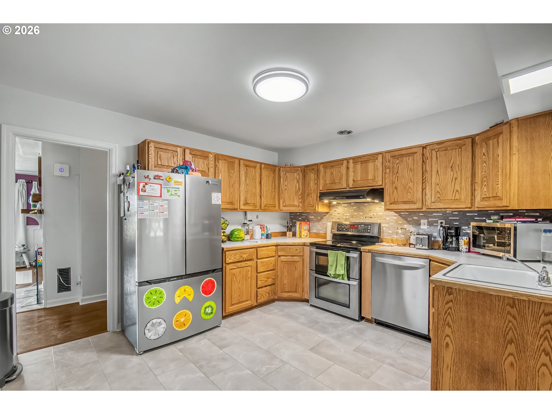1302 ROSEARDEN DR