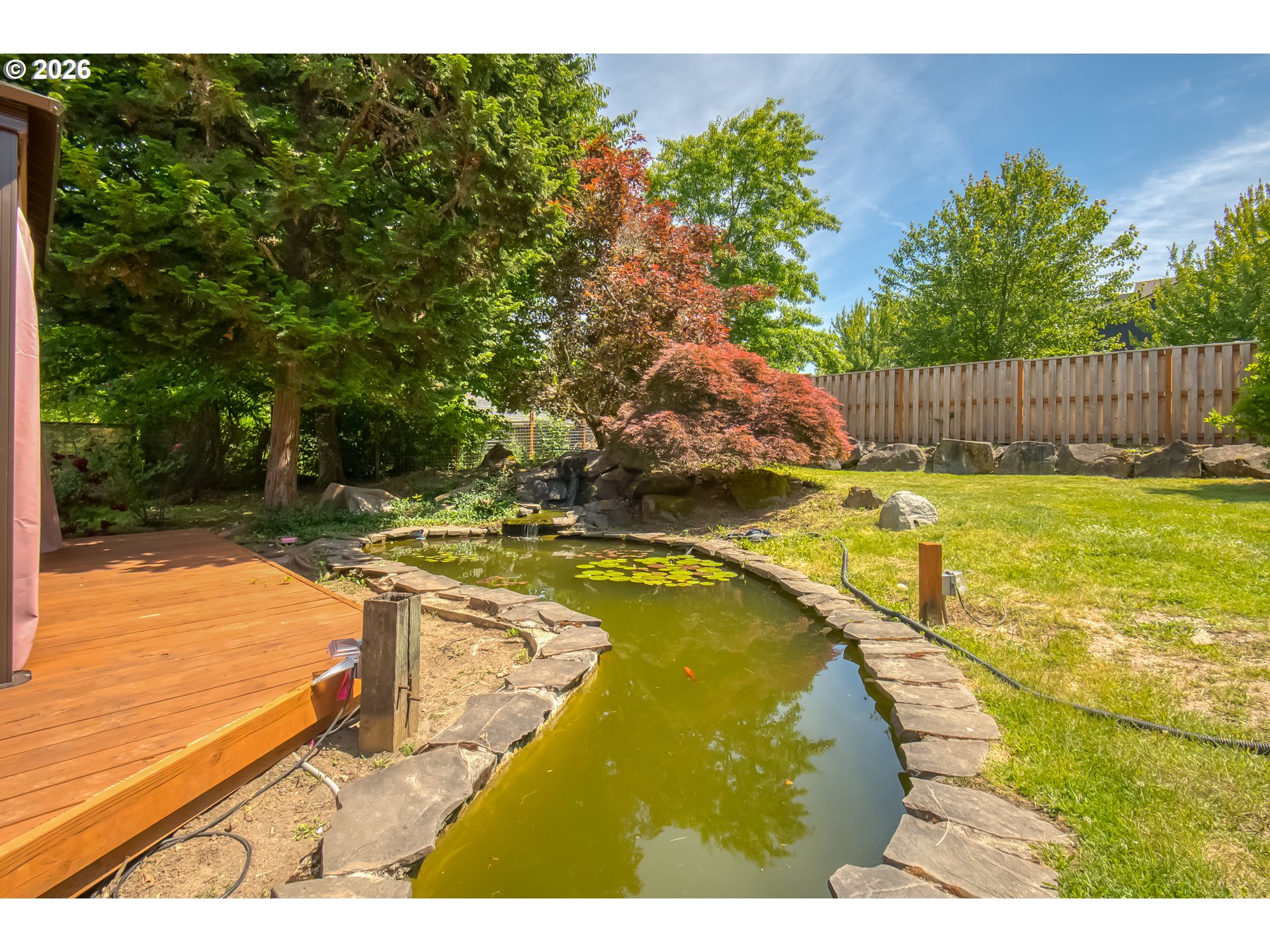 1302 ROSEARDEN DR