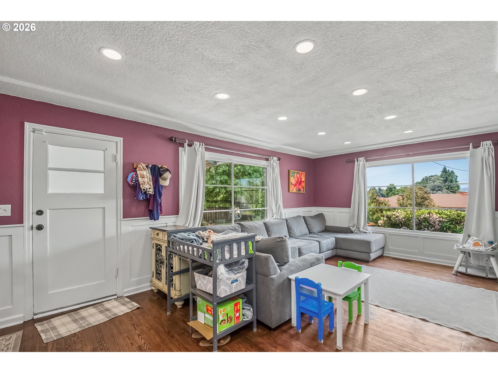 1302 ROSEARDEN DR