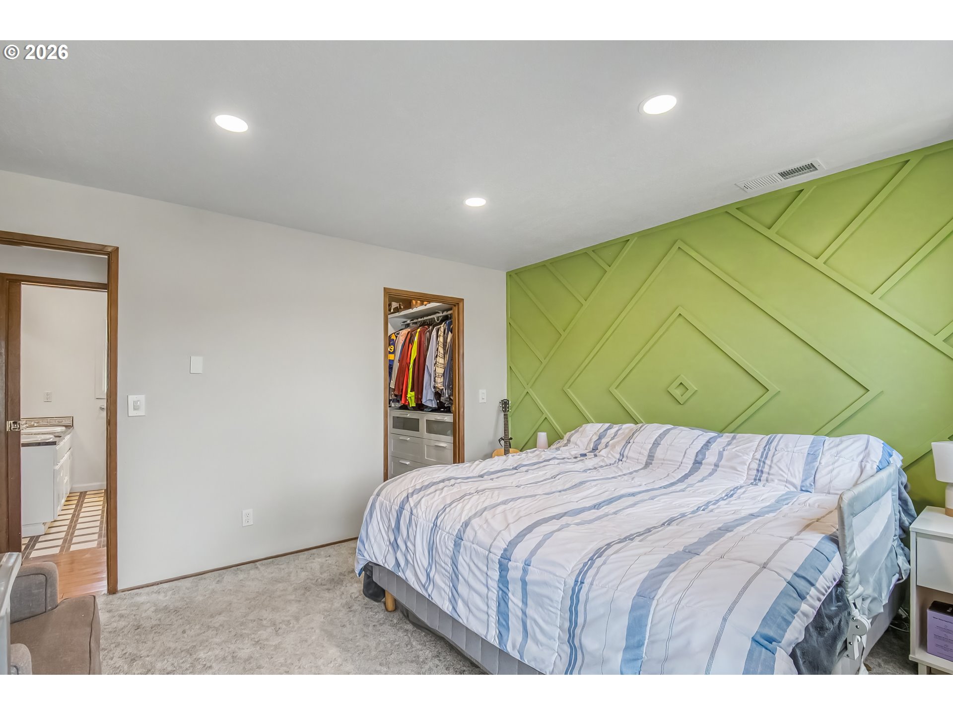 1302 ROSEARDEN DR