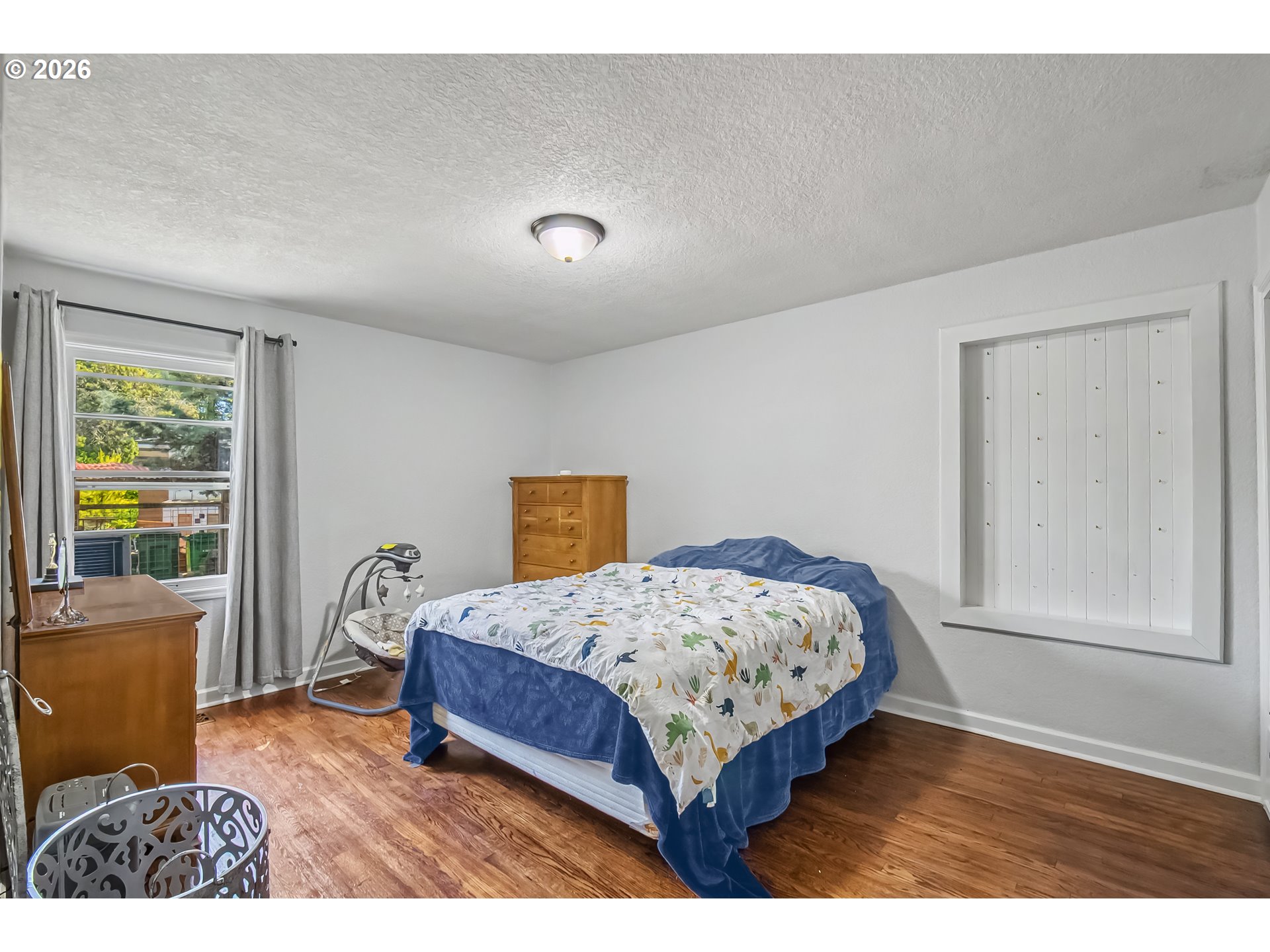 1302 ROSEARDEN DR