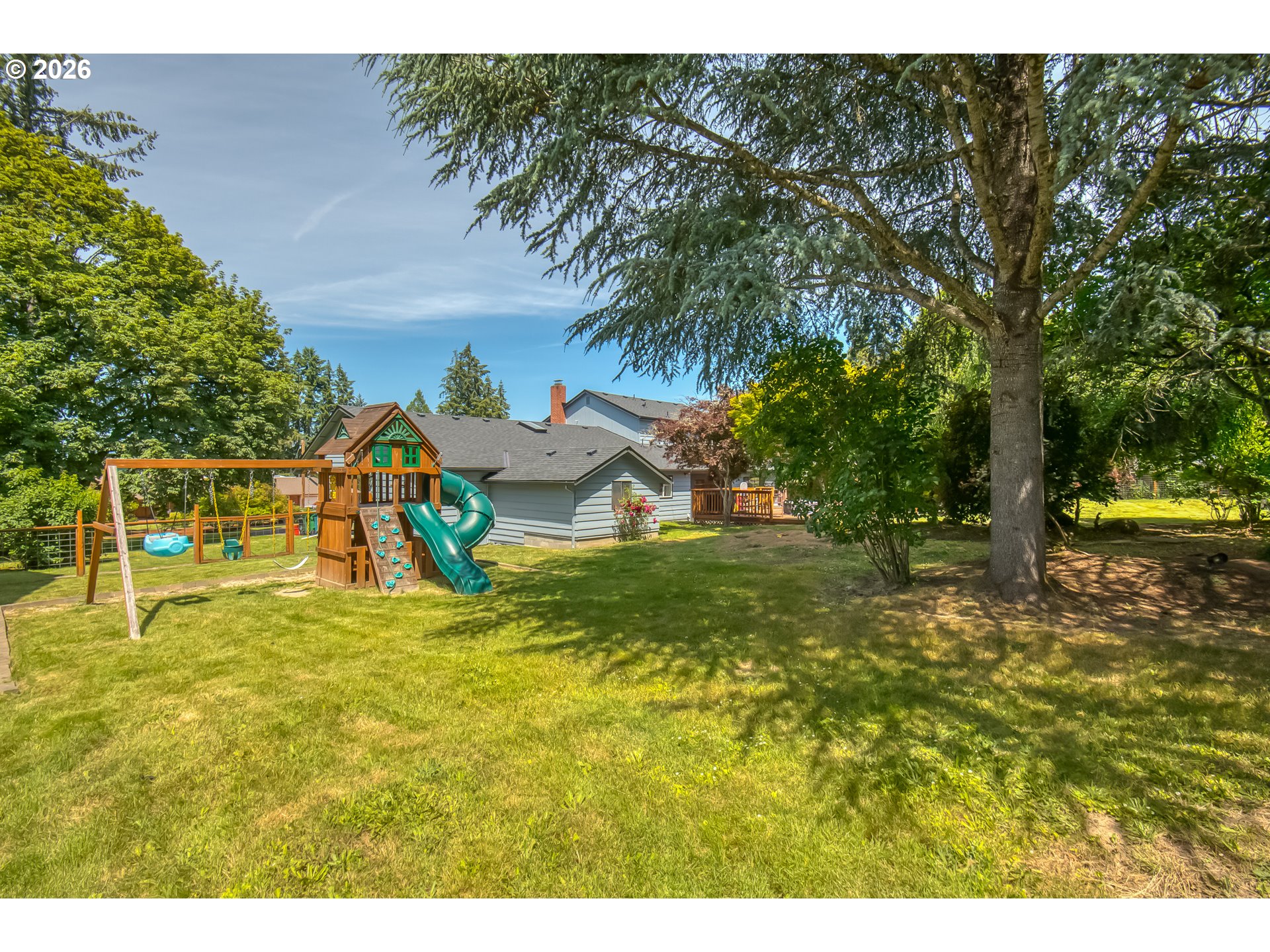 1302 ROSEARDEN DR