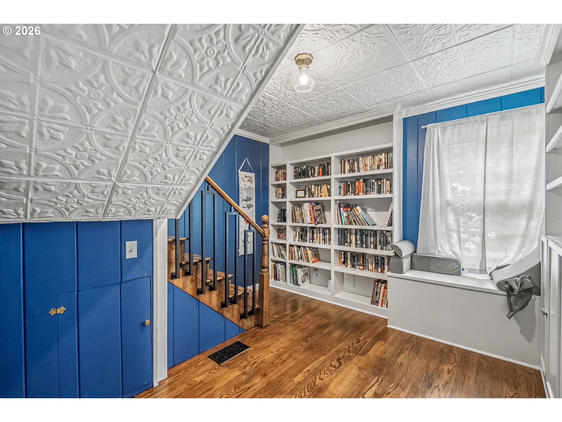1302 ROSEARDEN DR