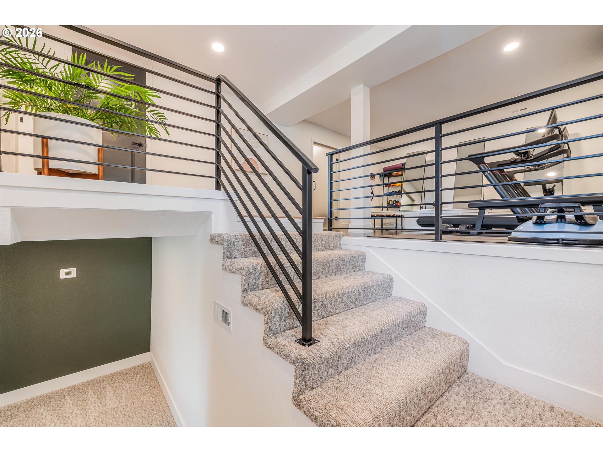 9 HIDALGO ST