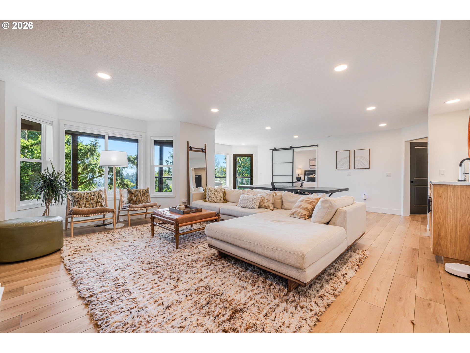 9 HIDALGO ST