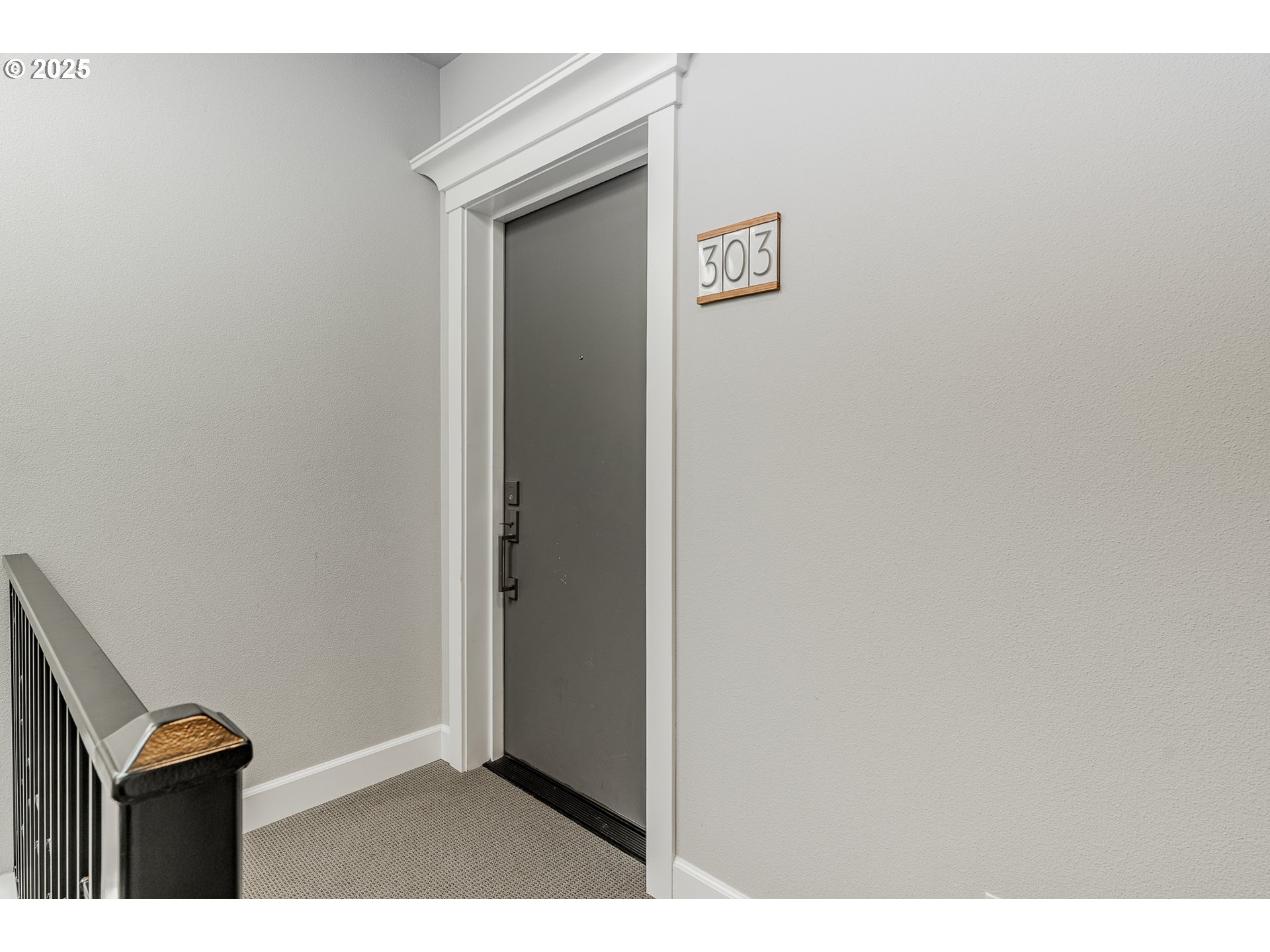 1805 SE Madison ST 303