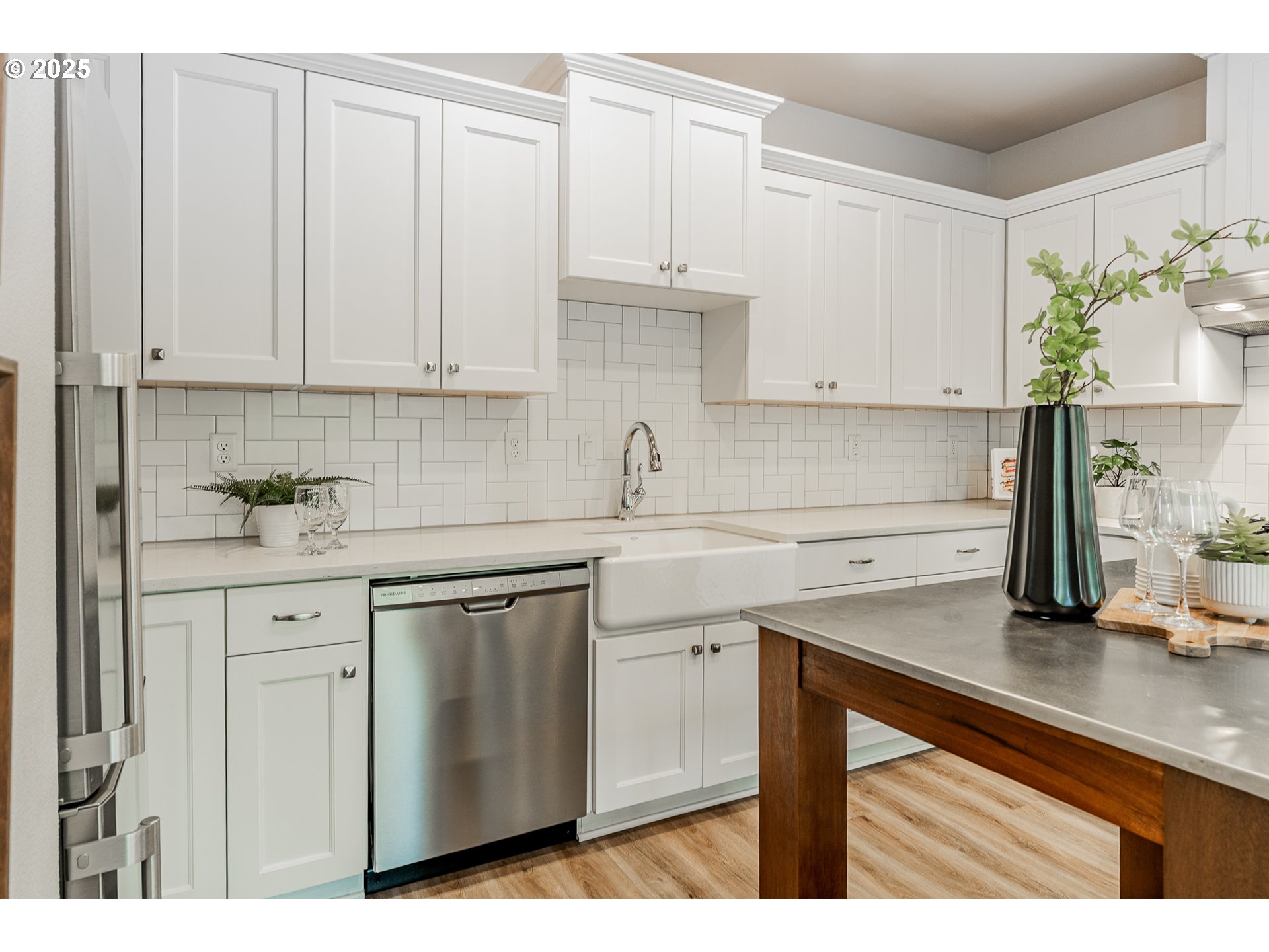 1805 SE Madison ST 303