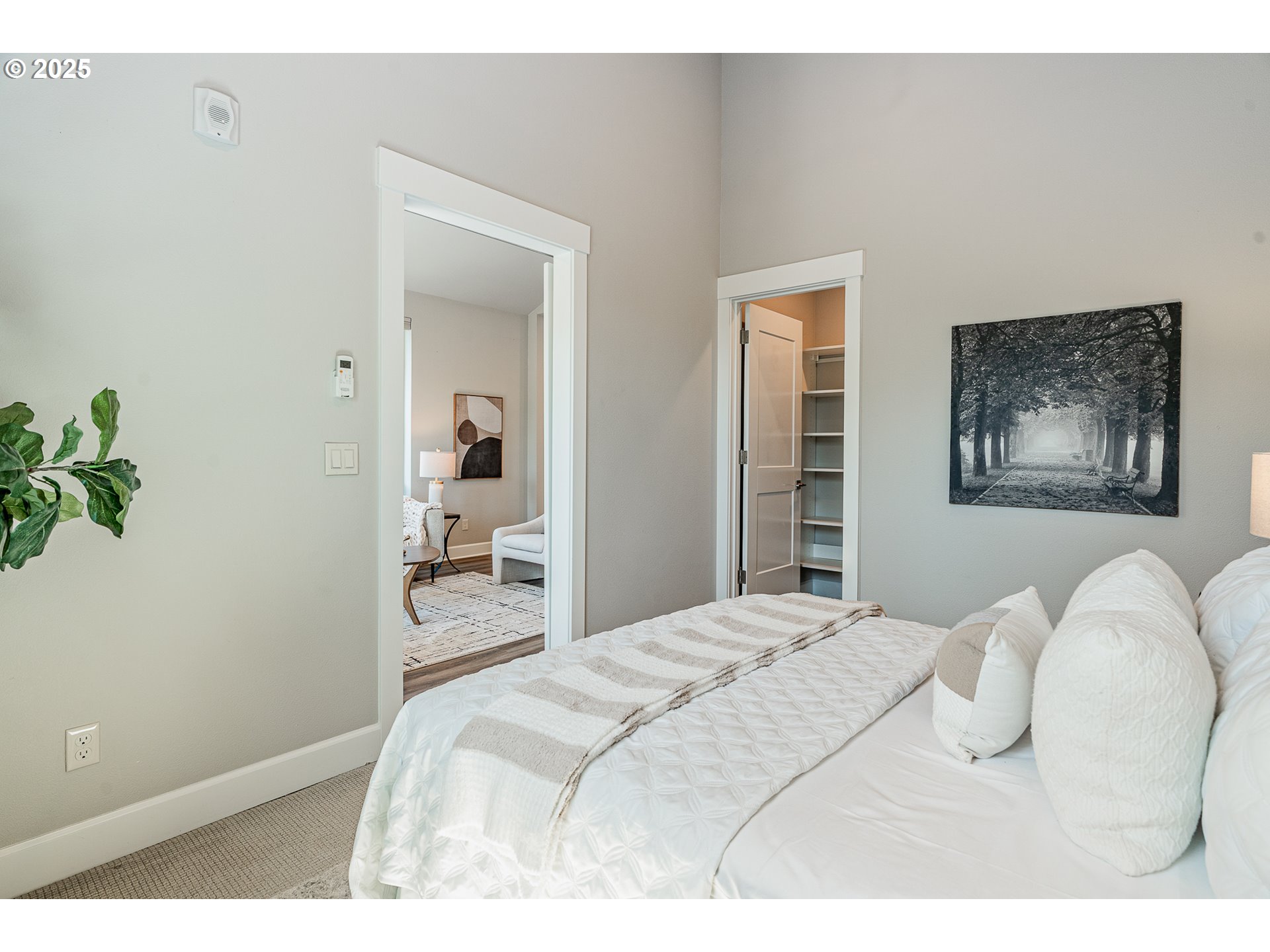 1805 SE Madison ST 303