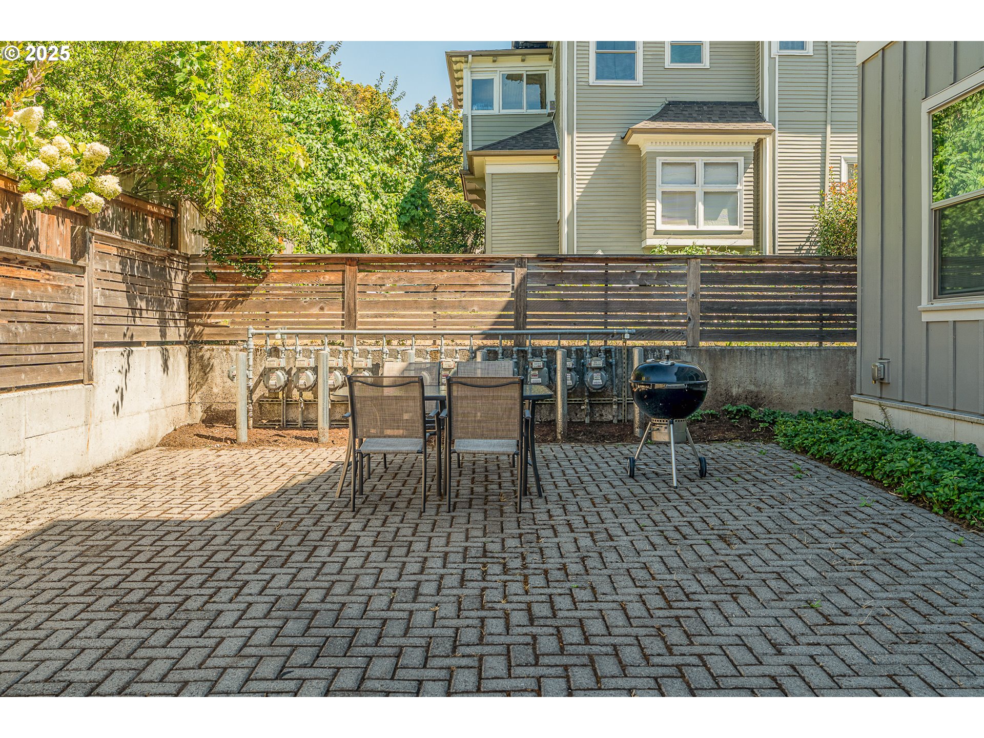 1805 SE Madison ST 303