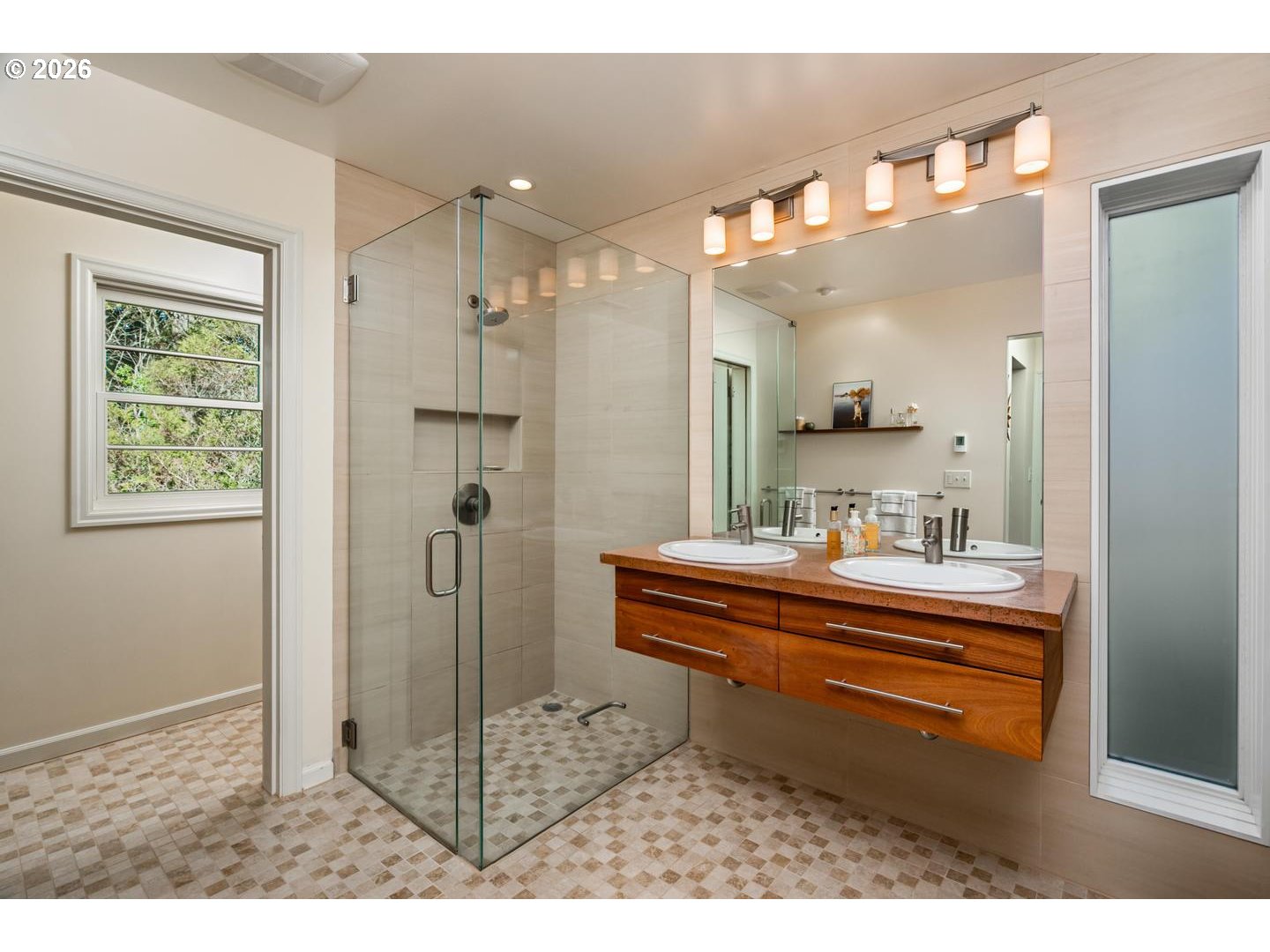 1021 SW STEPHENSON CT