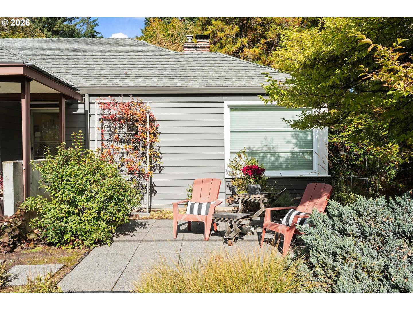 1021 SW STEPHENSON CT