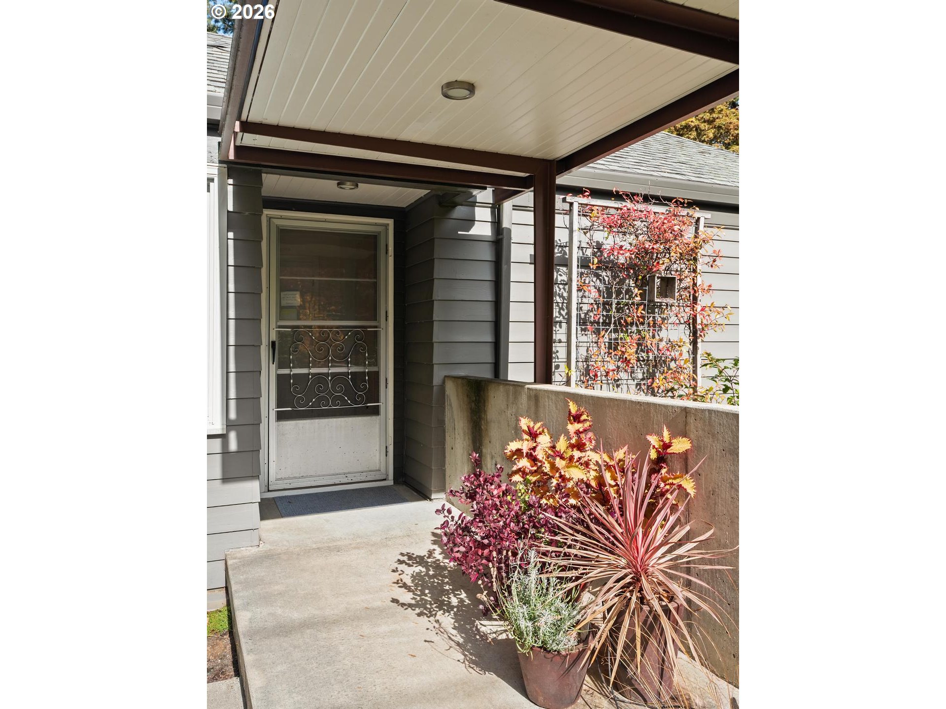 1021 SW STEPHENSON CT