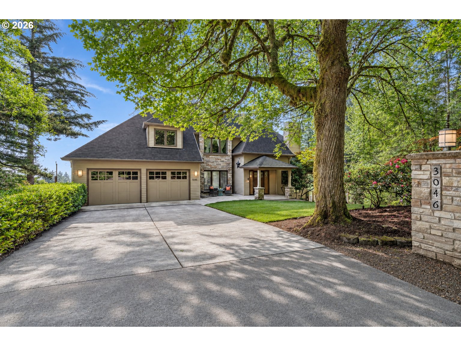 3046 SW FAIRMOUNT BLVD