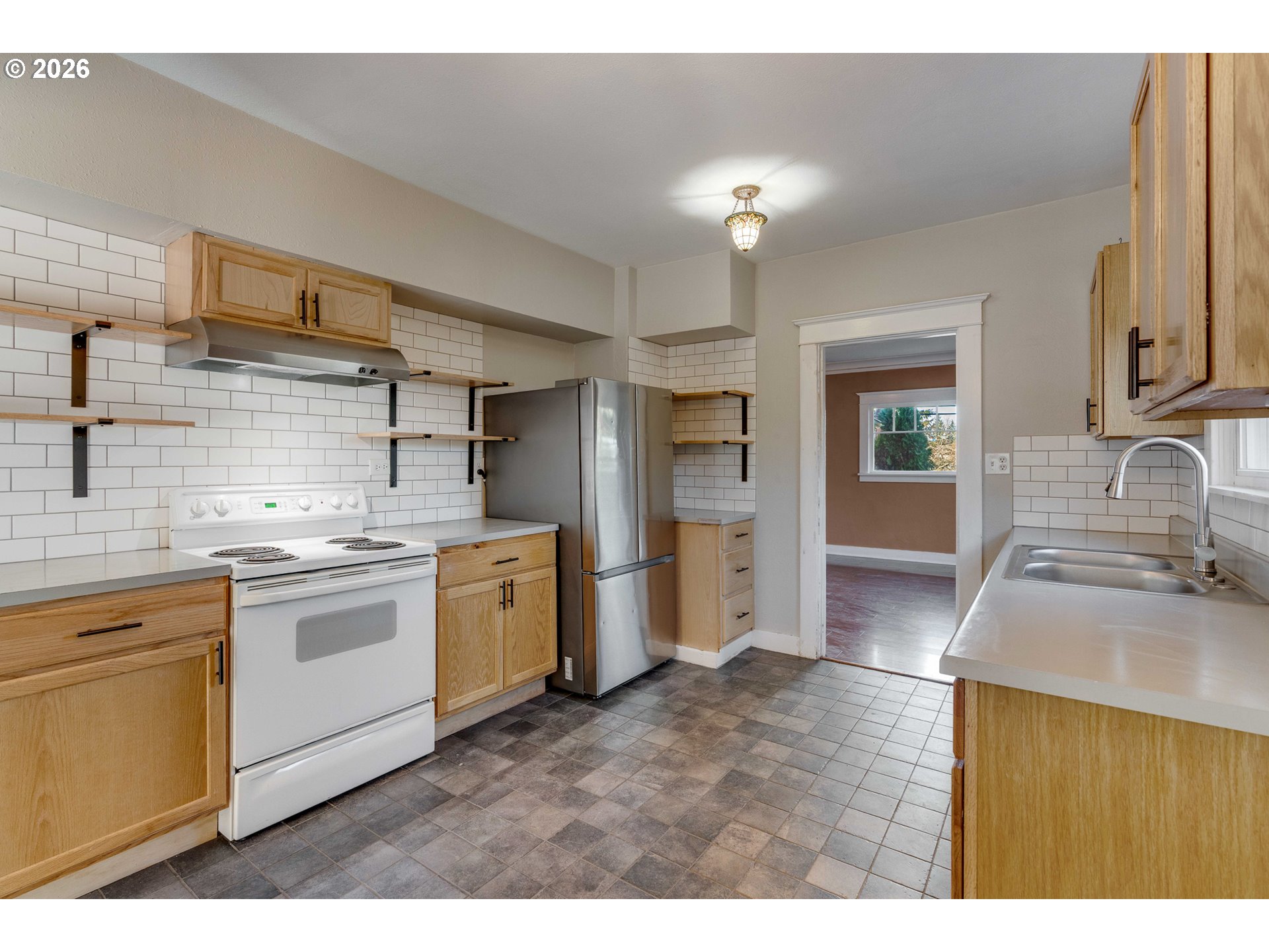 504 ABERNETHY RD