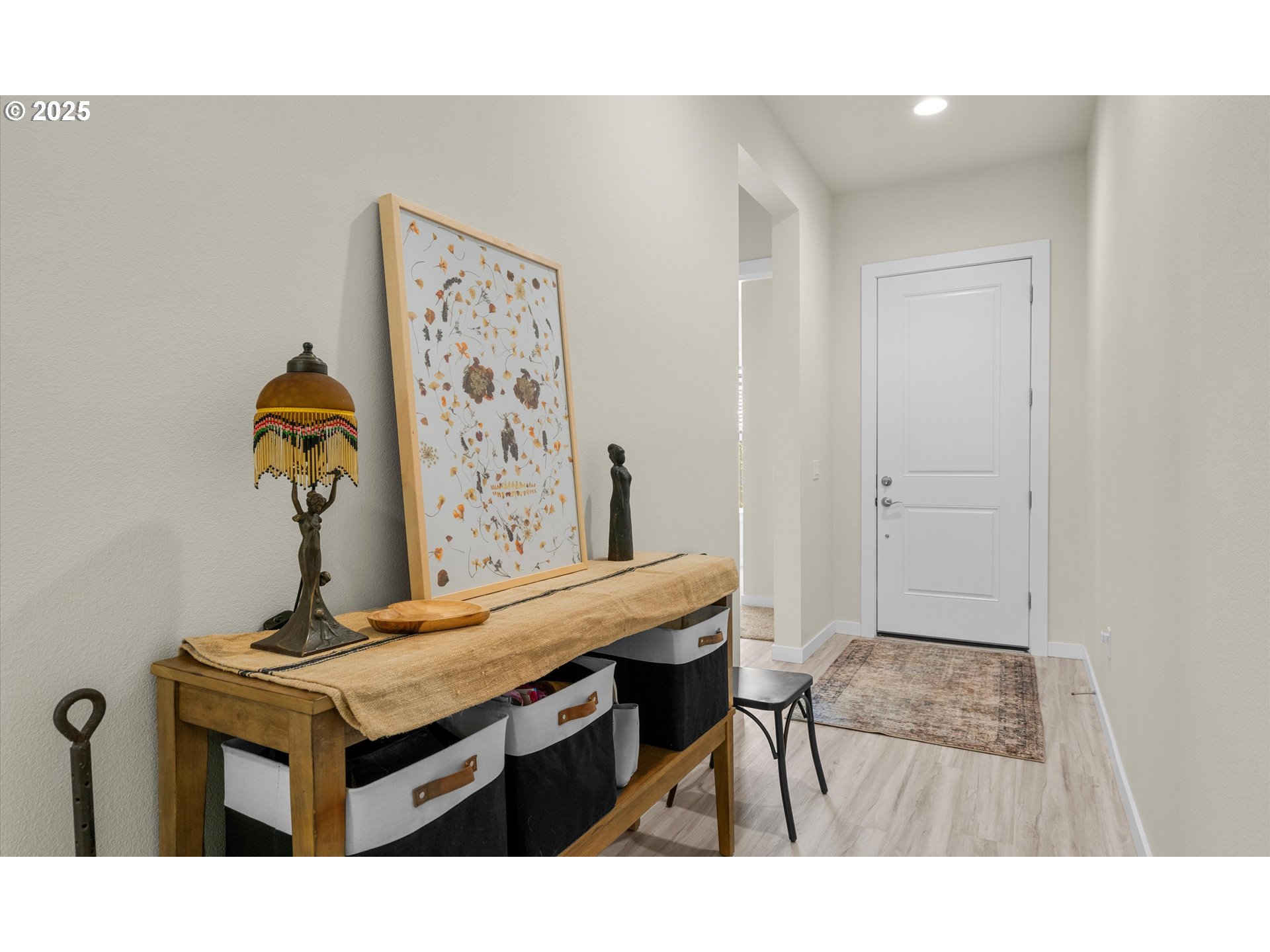 1987 NE CURRIN CREEK DR