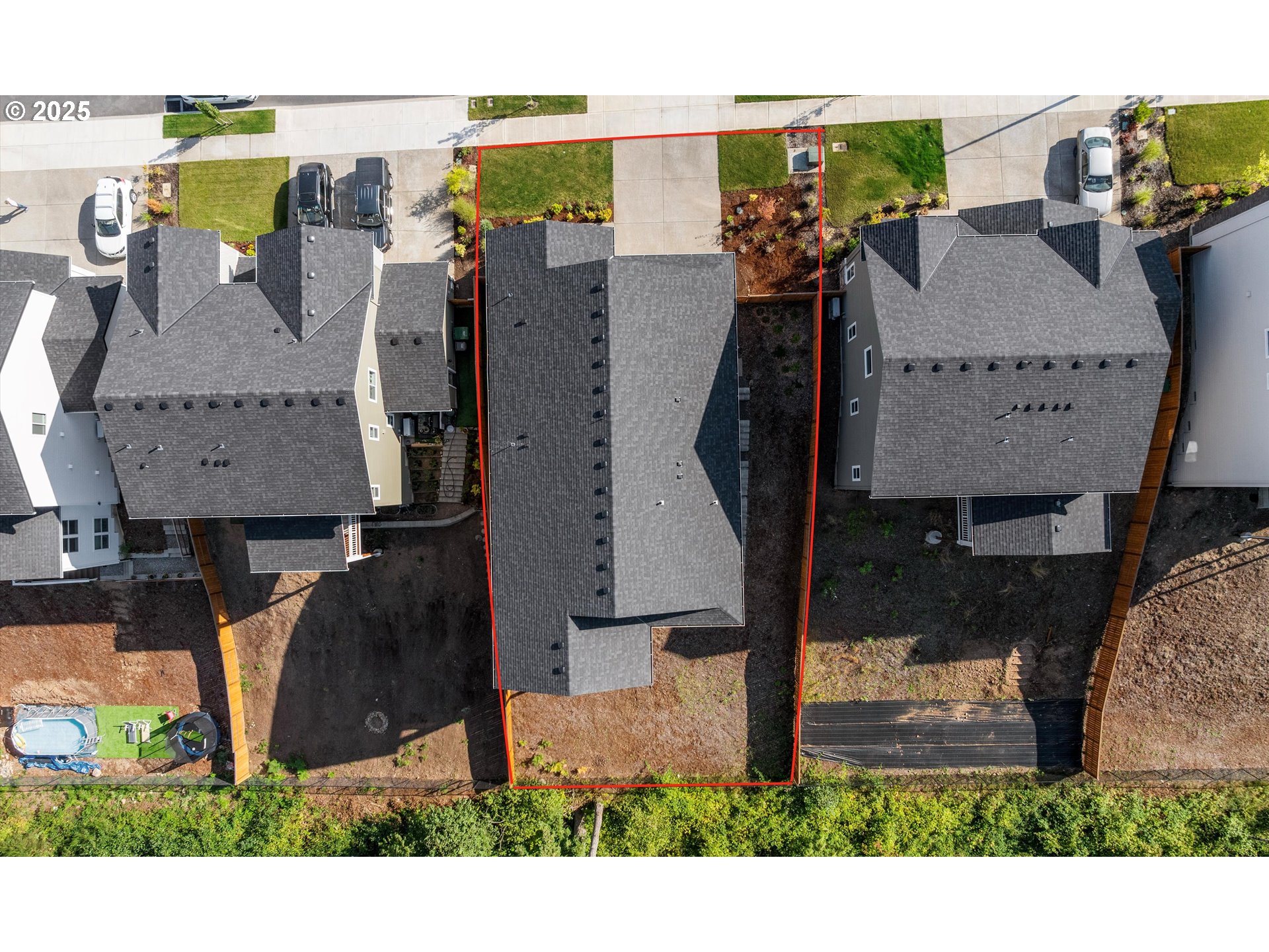 1987 NE CURRIN CREEK DR