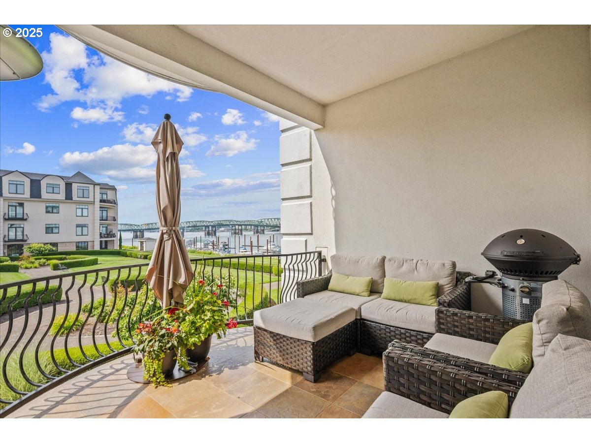 707 N HAYDEN ISLAND DR 223