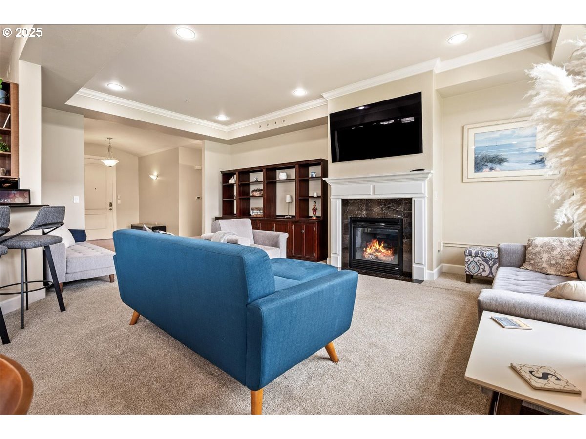 707 N HAYDEN ISLAND DR 223