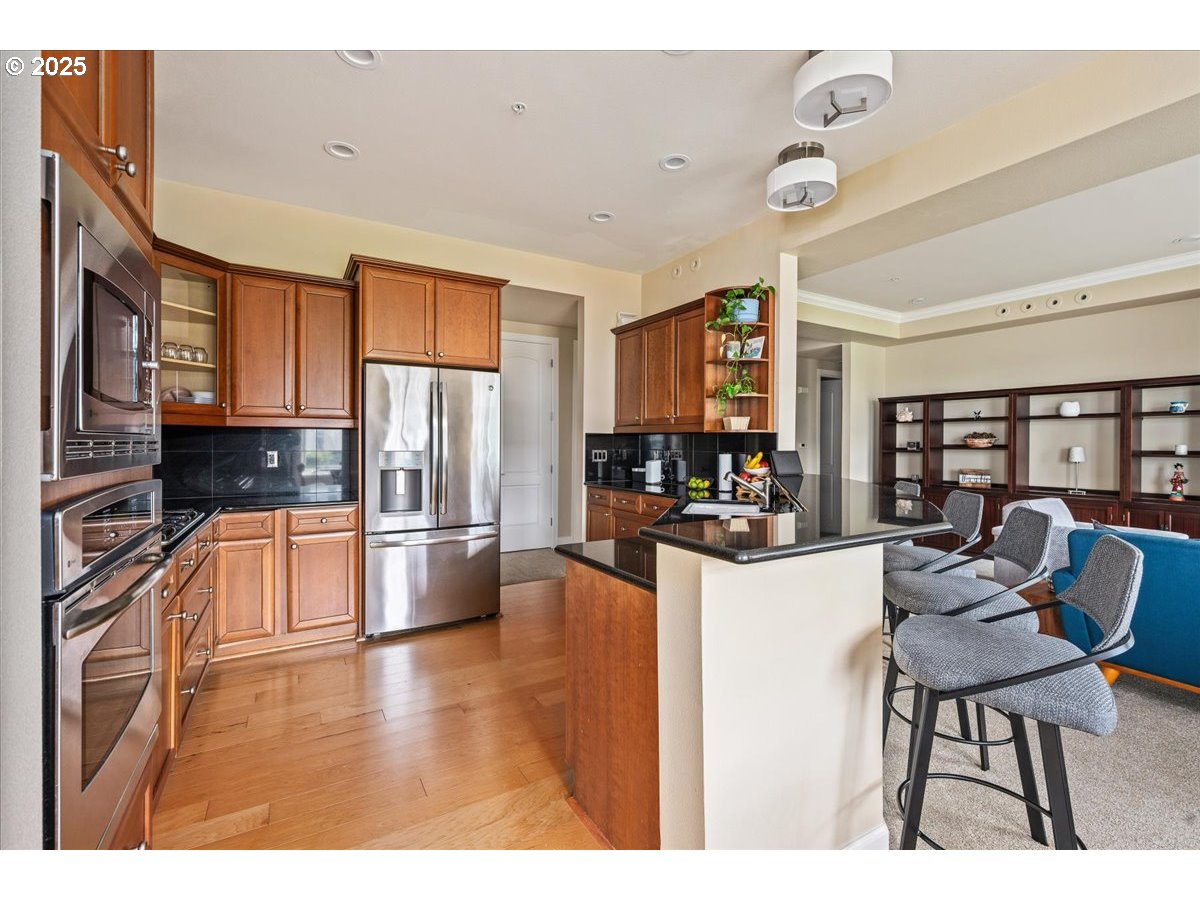 707 N HAYDEN ISLAND DR 223