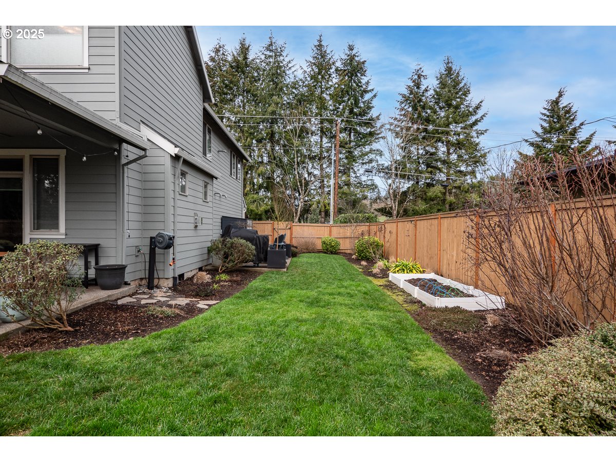 2113 WILLAMETTE FALLS DR