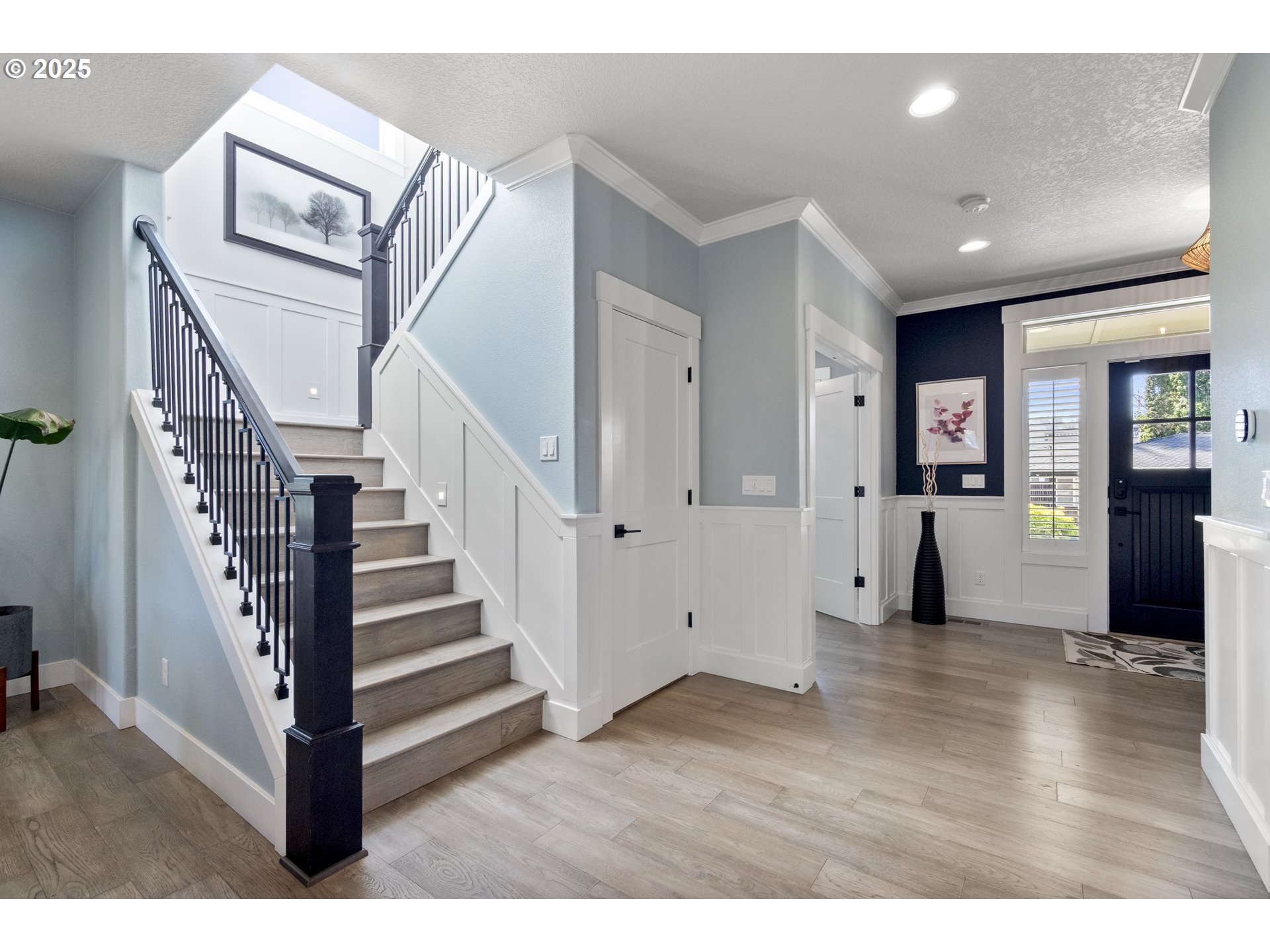 2113 WILLAMETTE FALLS DR