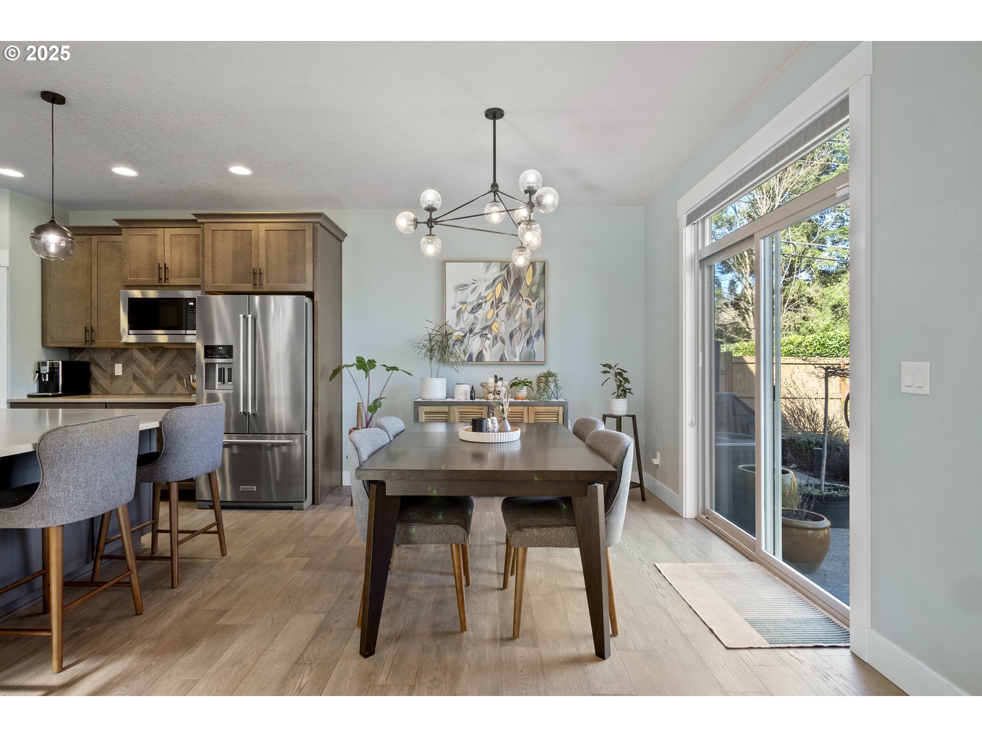 2113 WILLAMETTE FALLS DR
