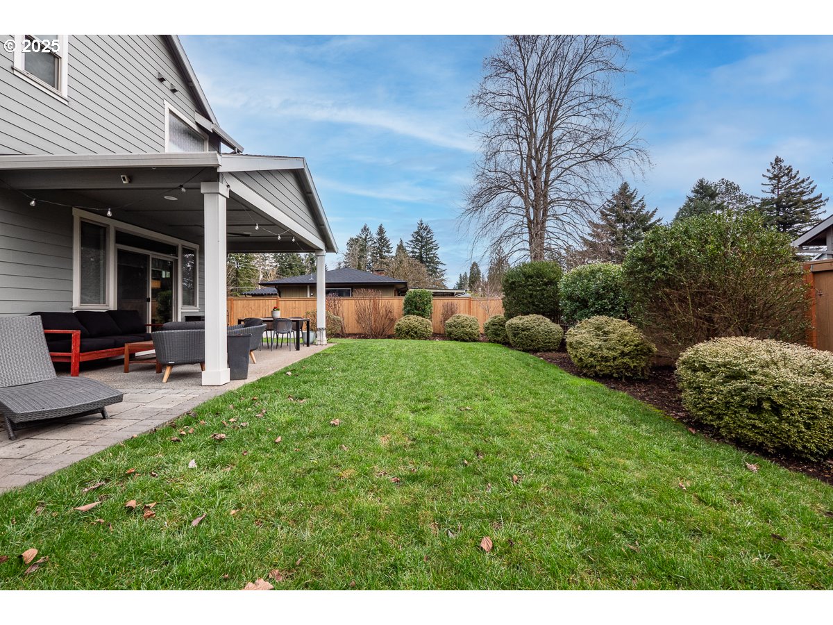 2113 WILLAMETTE FALLS DR