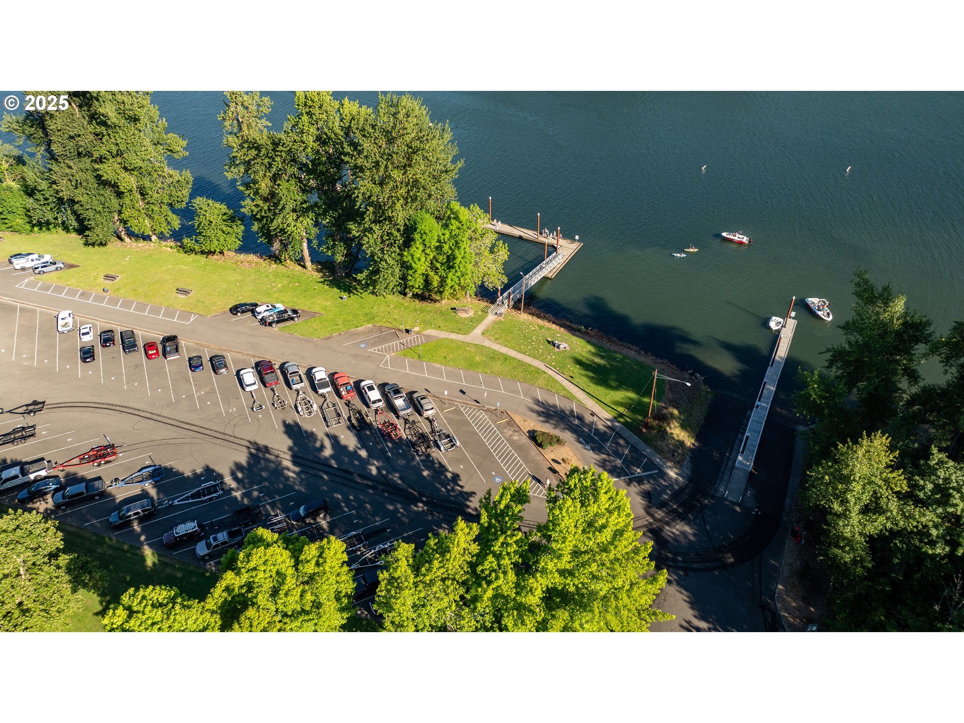 2113 WILLAMETTE FALLS DR
