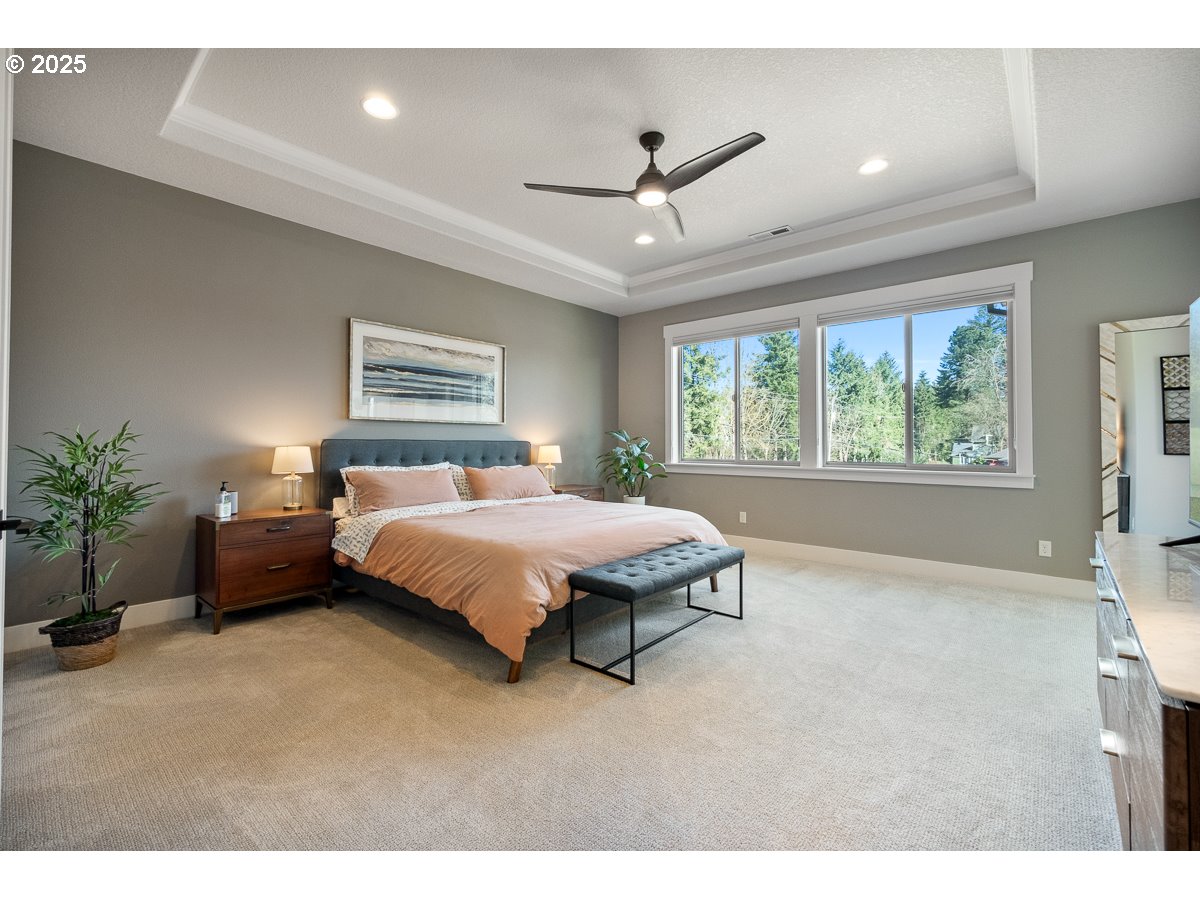 2113 WILLAMETTE FALLS DR