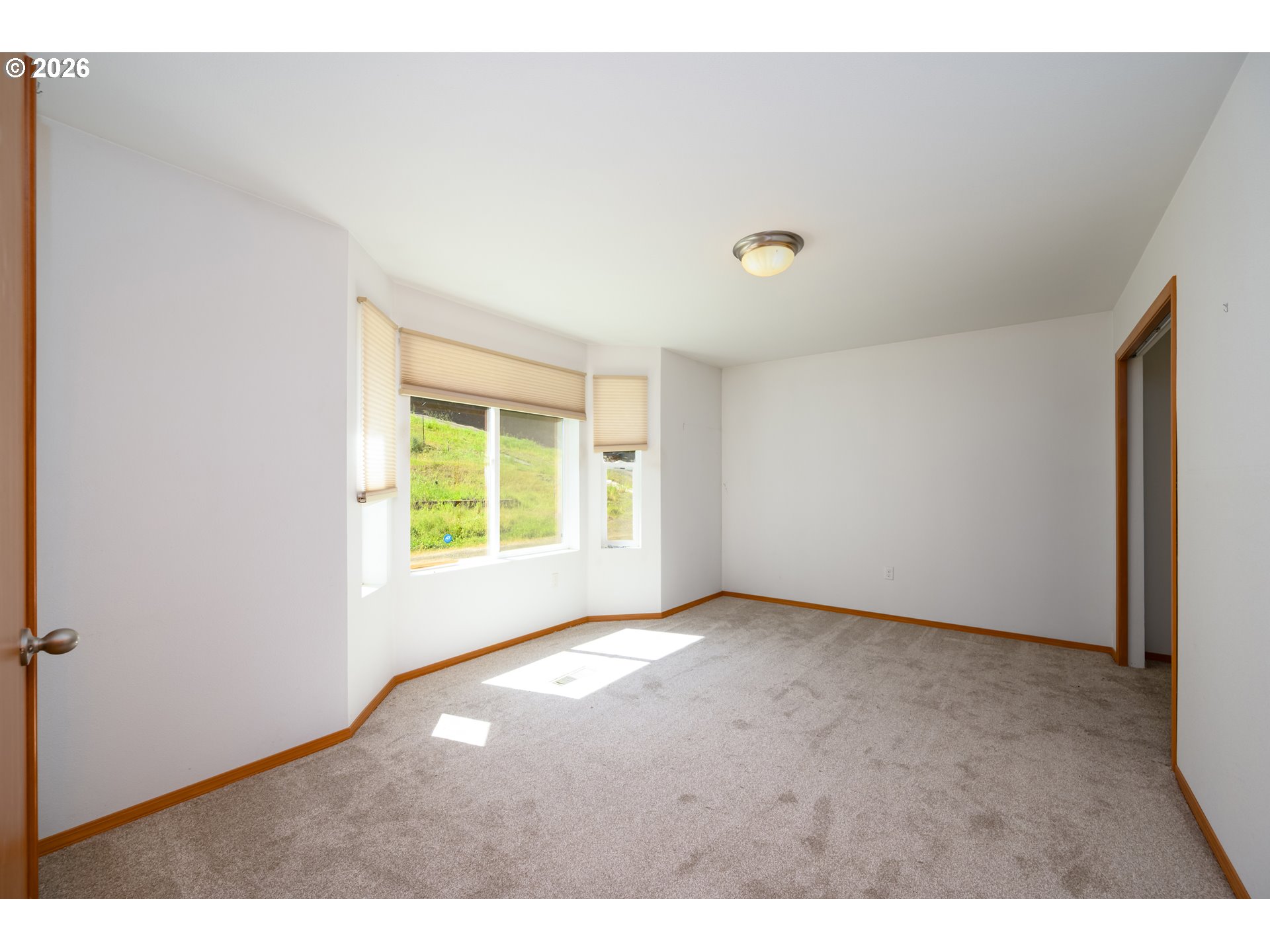 781 LONE ROCK RD