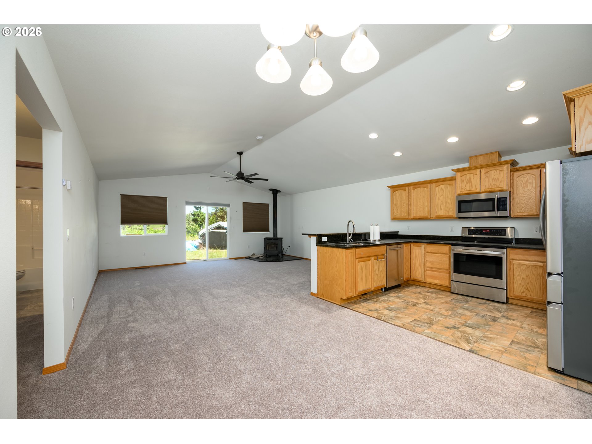 781 LONE ROCK RD
