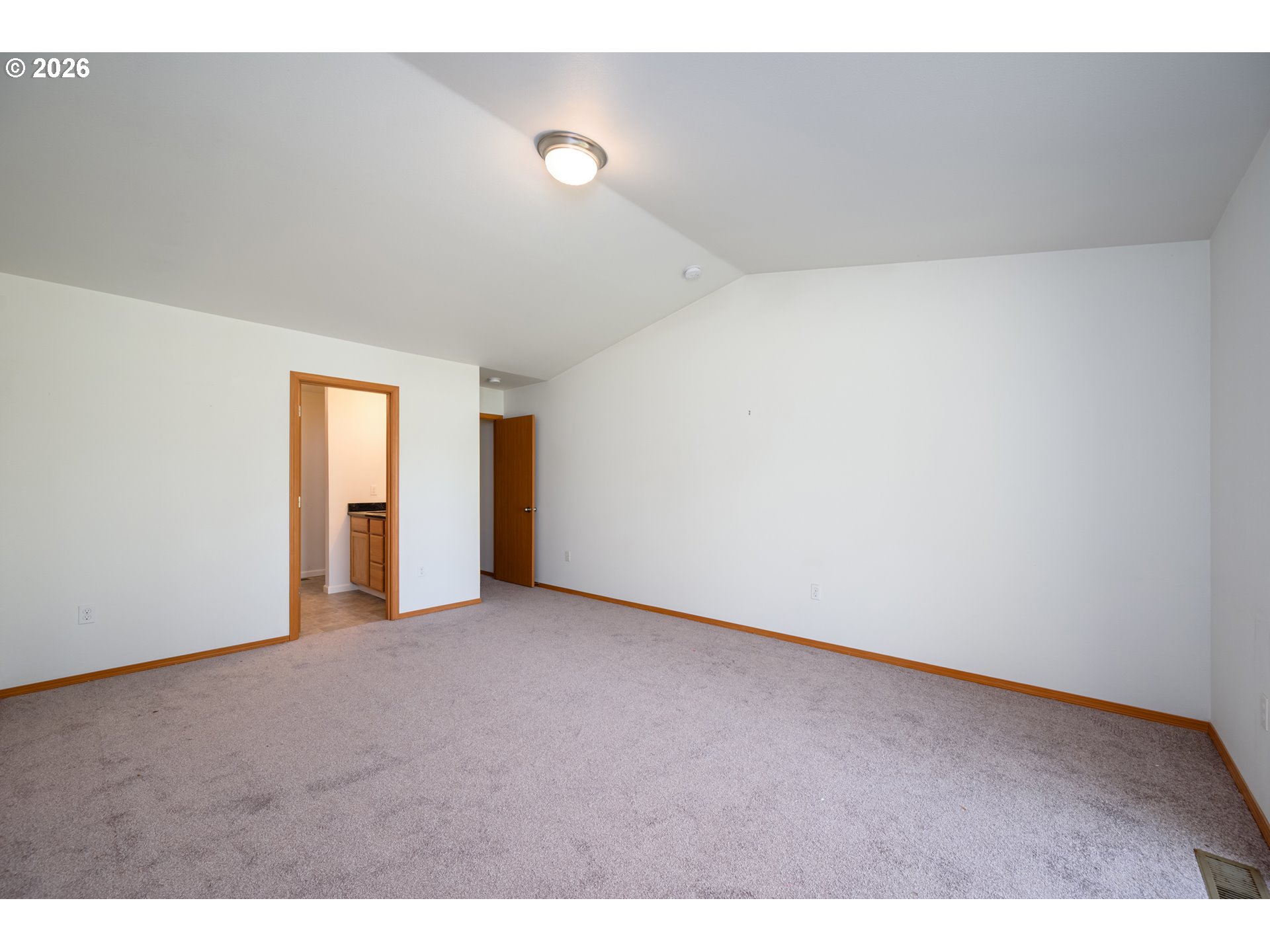 781 LONE ROCK RD