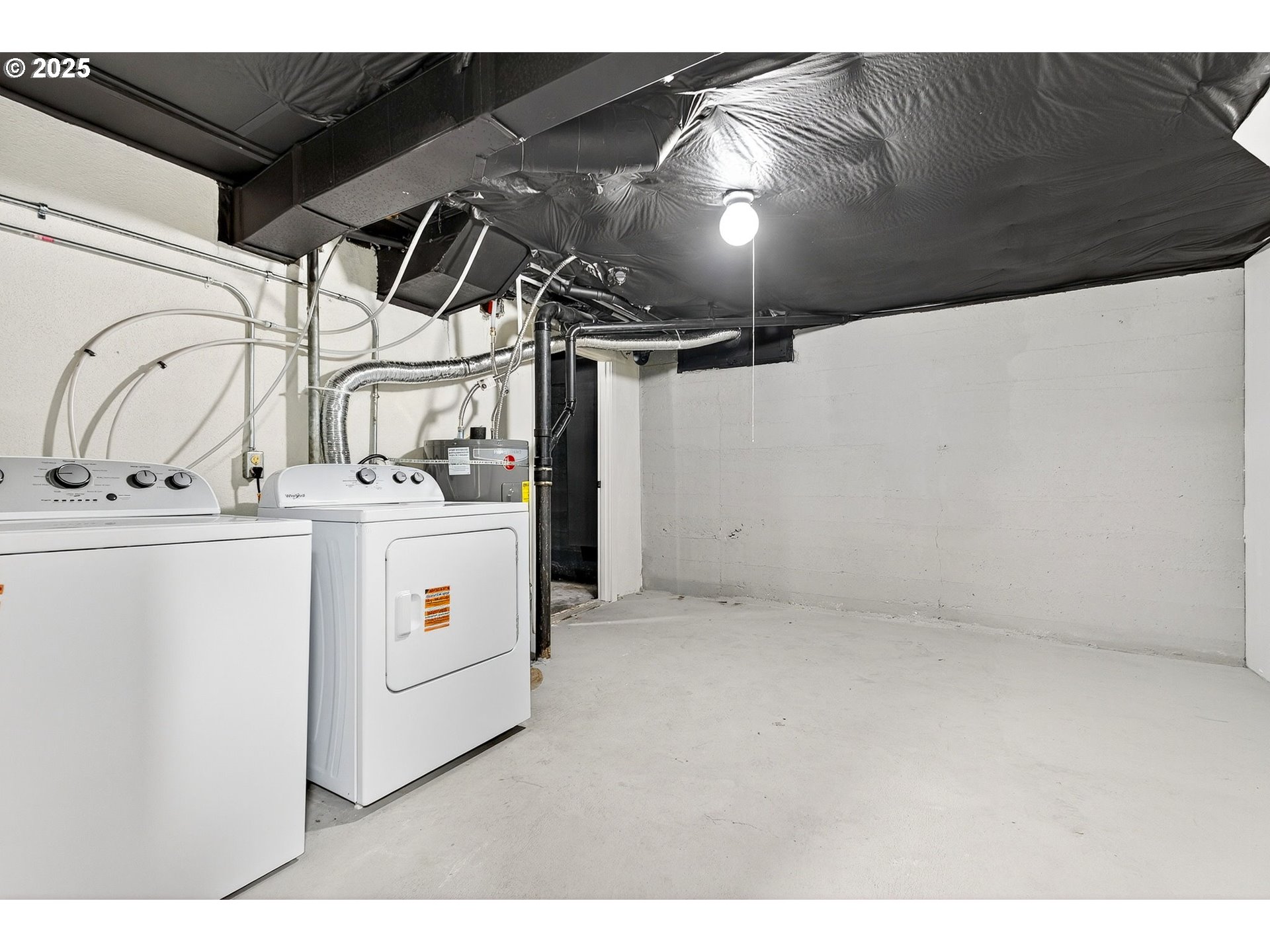 2938 SE WASHINGTON ST