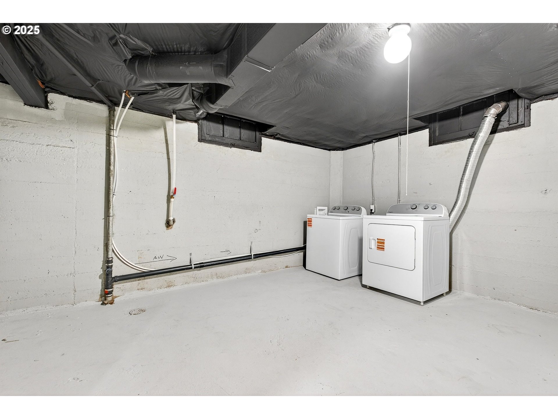 2938 SE WASHINGTON ST