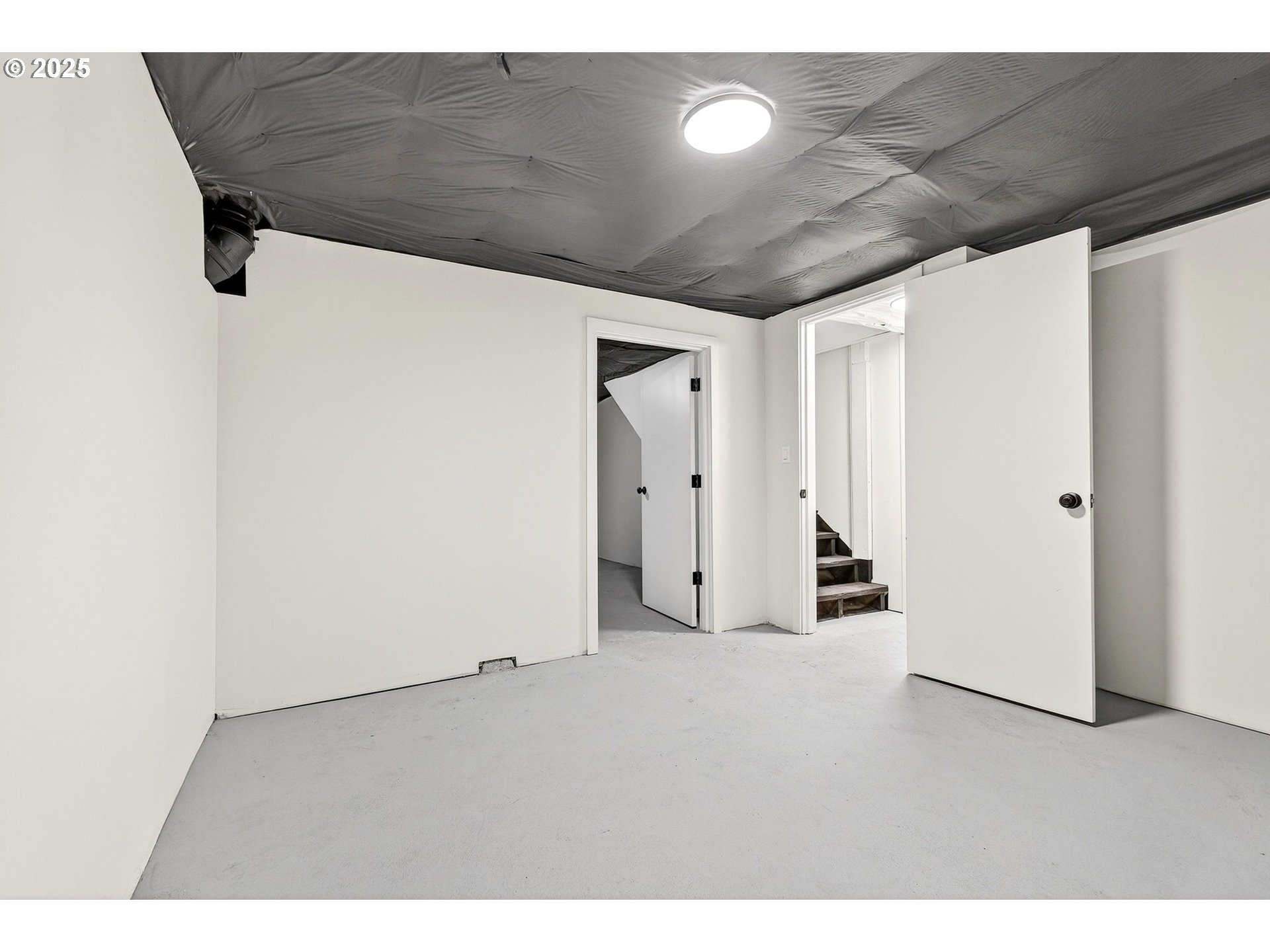 2938 SE WASHINGTON ST