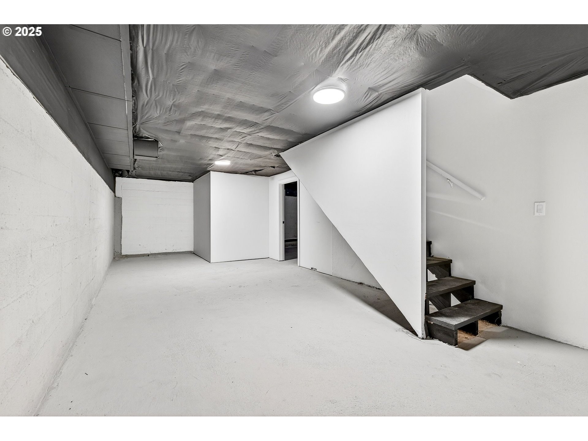 2938 SE WASHINGTON ST