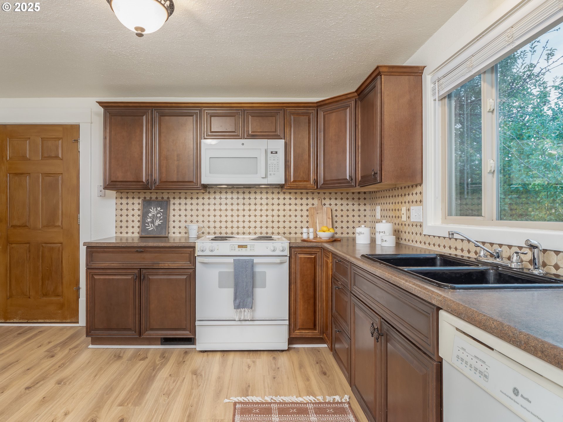 17055 SW FLORENCE ST