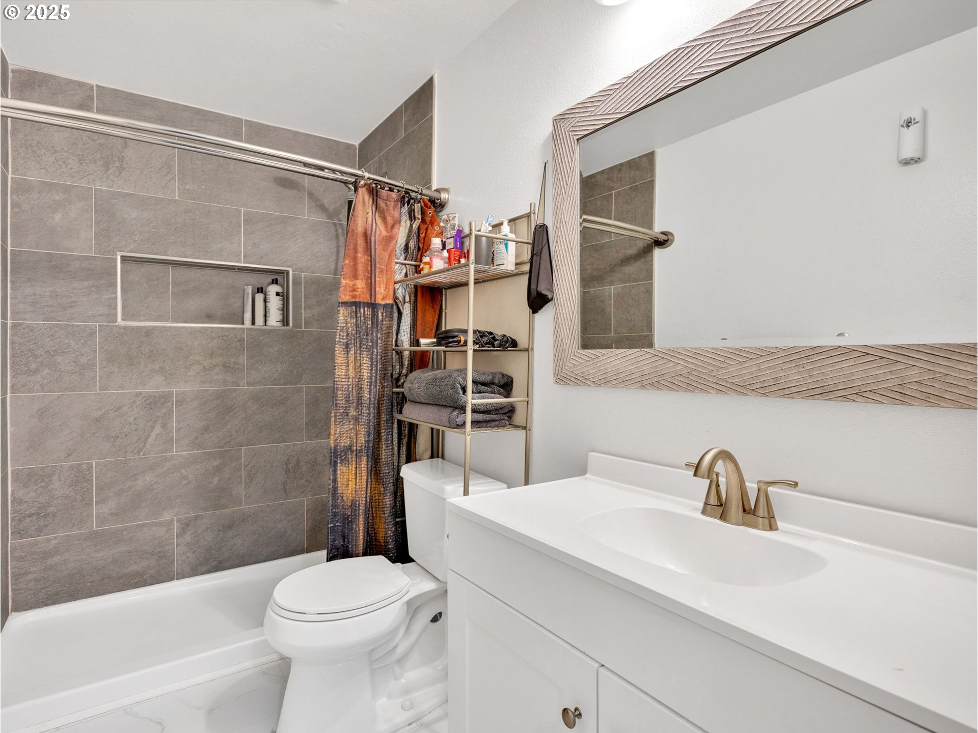 54276 E ALDER HEIGHTS RD